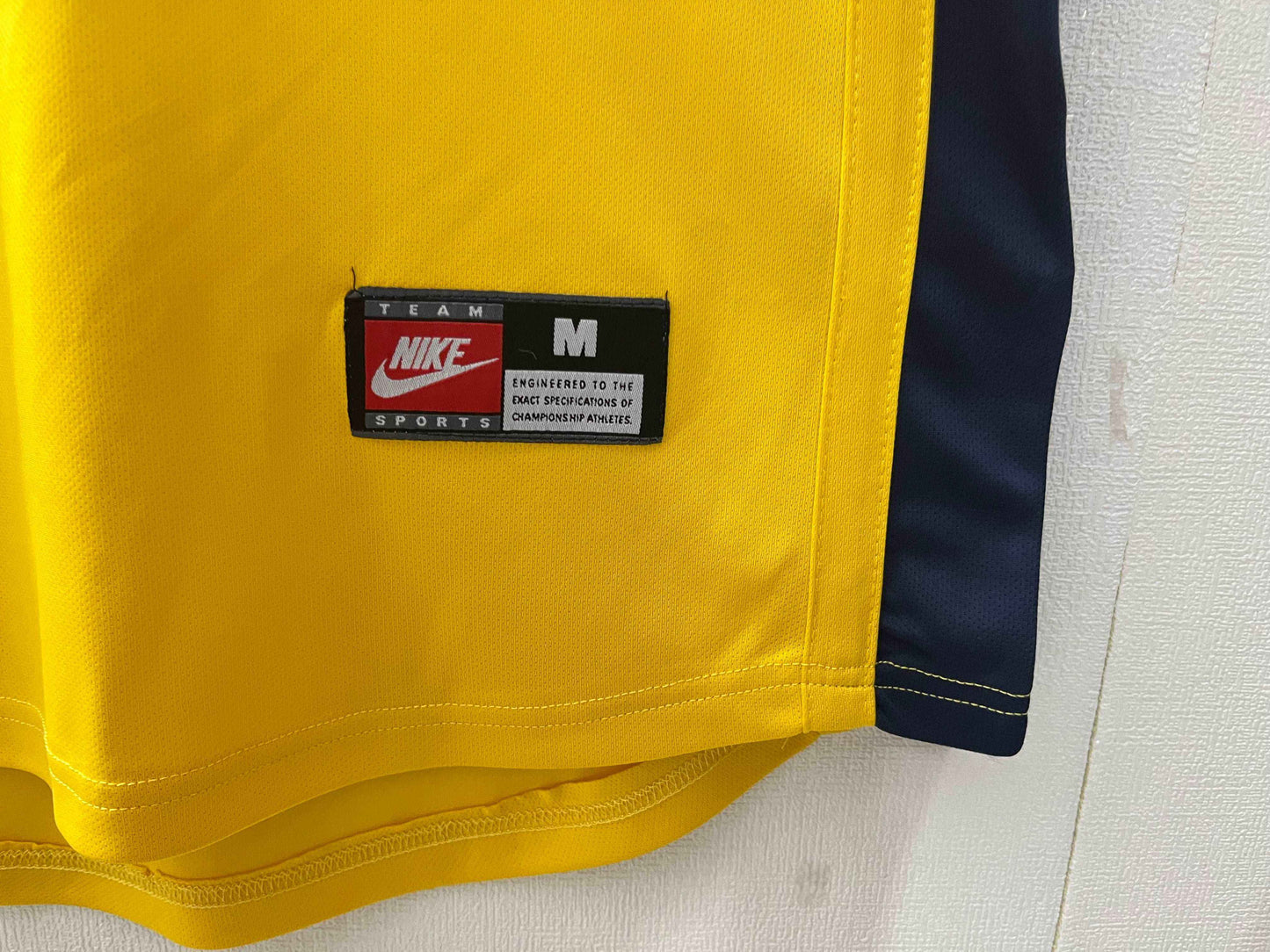 1999-01 Arsenal Away Shirt - Retro Classic Kits