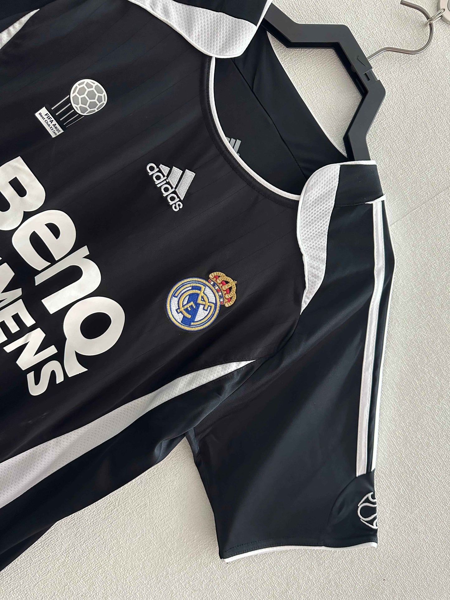 2006-07 Real Madrid Away Shirt - Kit Legacy