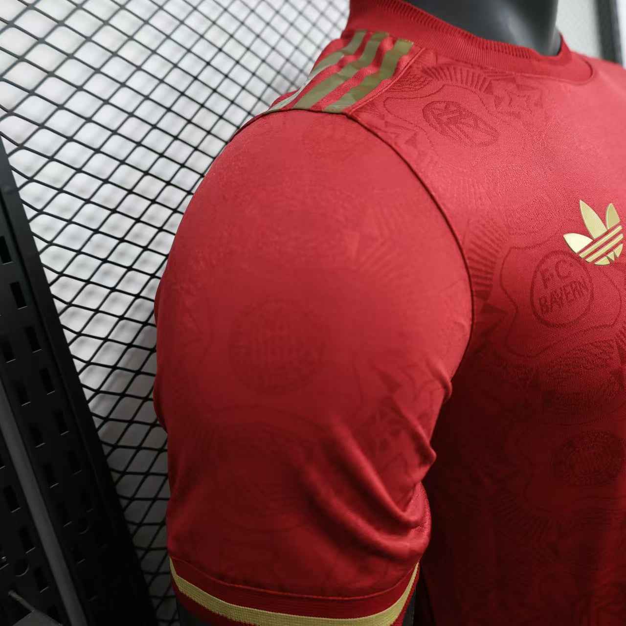 Special Edition Bayern Munich 125-Year Anniversary Kit - Retro Classic Kits