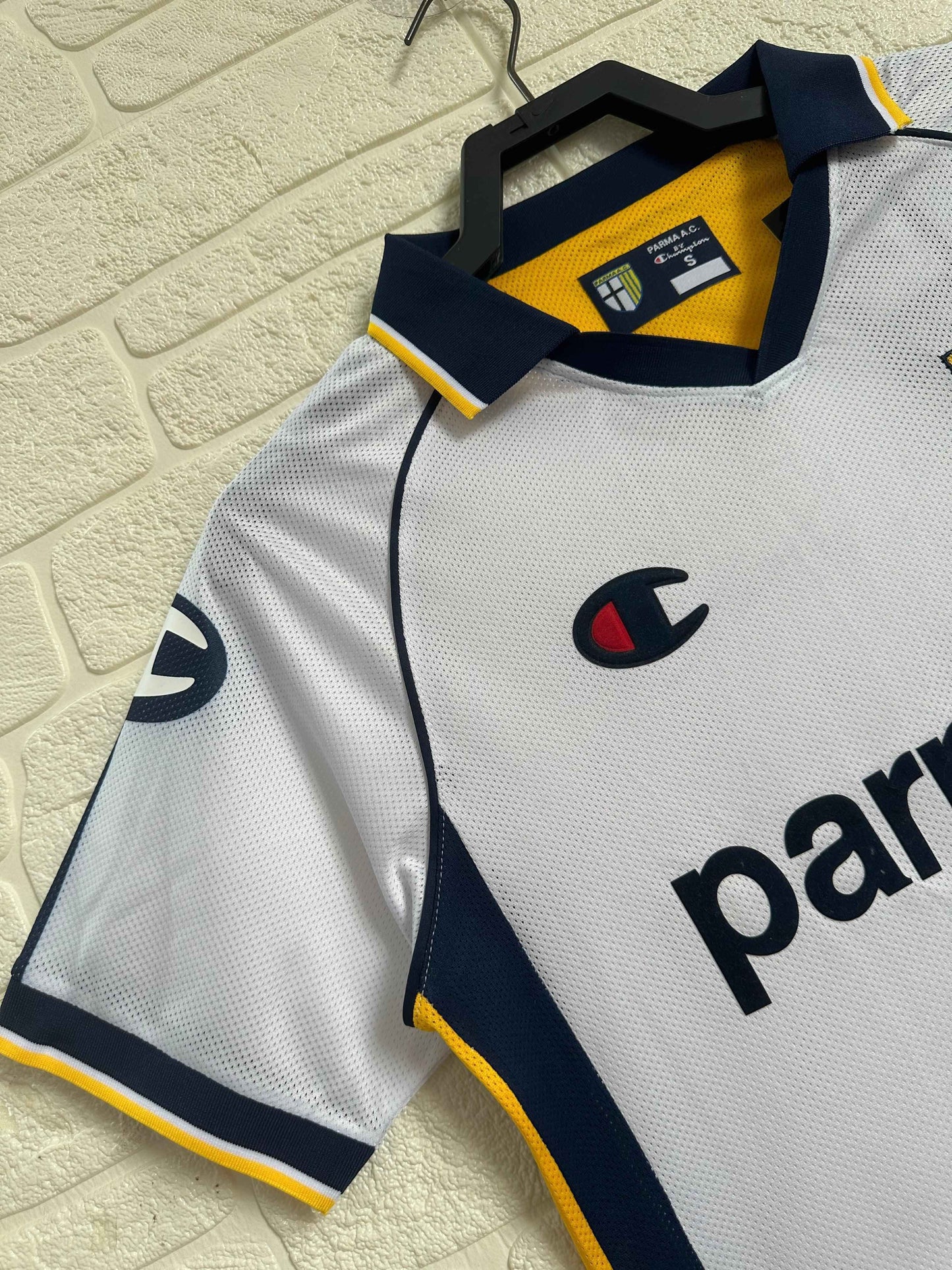 2003-04 Parma Away Shirt - Kit Legacy