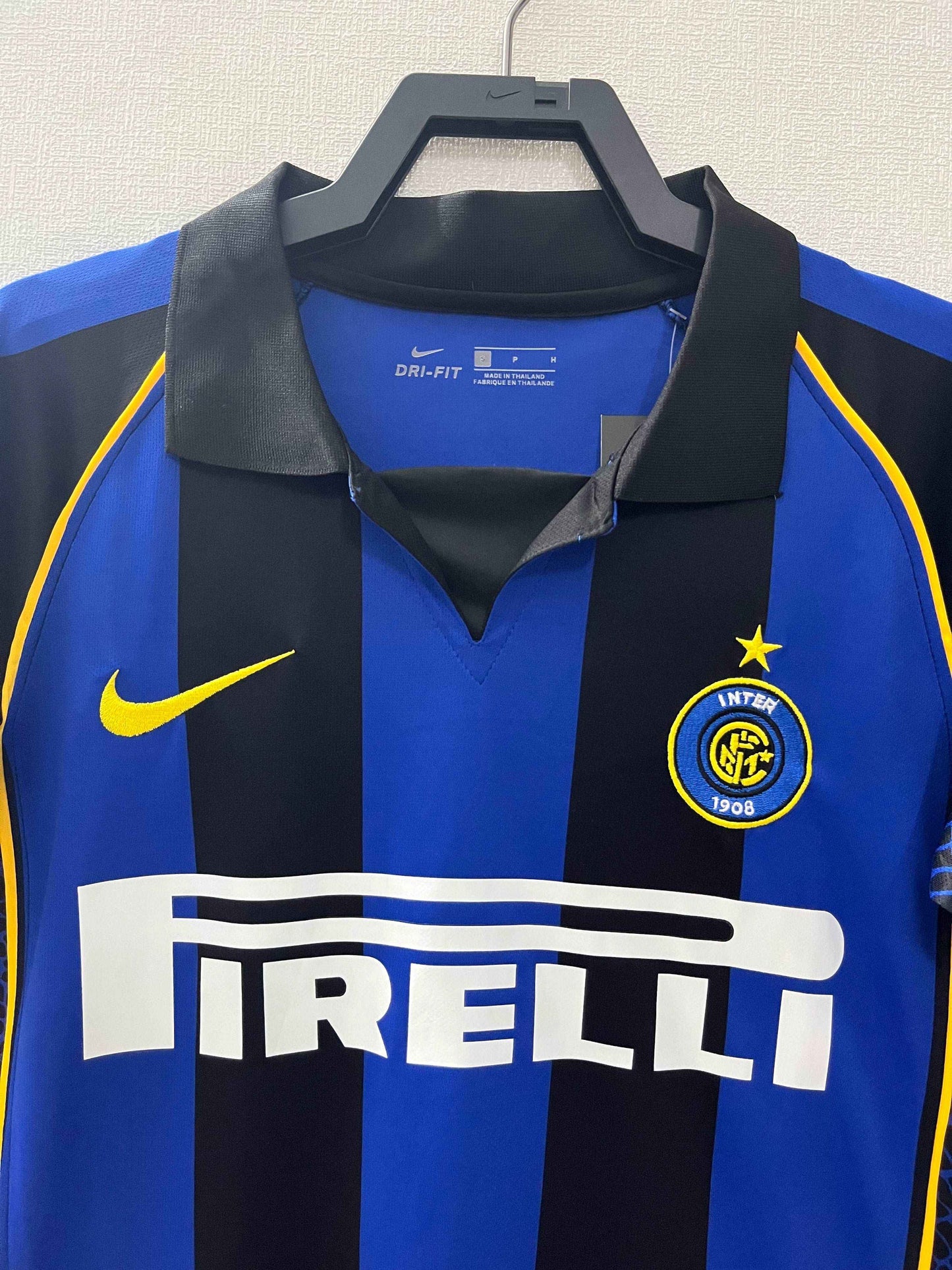 2001-02 Inter Milan Home Shirt - Retro Classic Kits