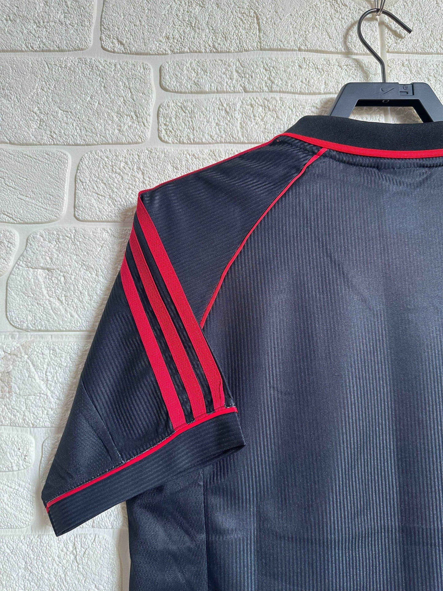1998-99 AC Milan Away Shirt - Retro Classic Kits