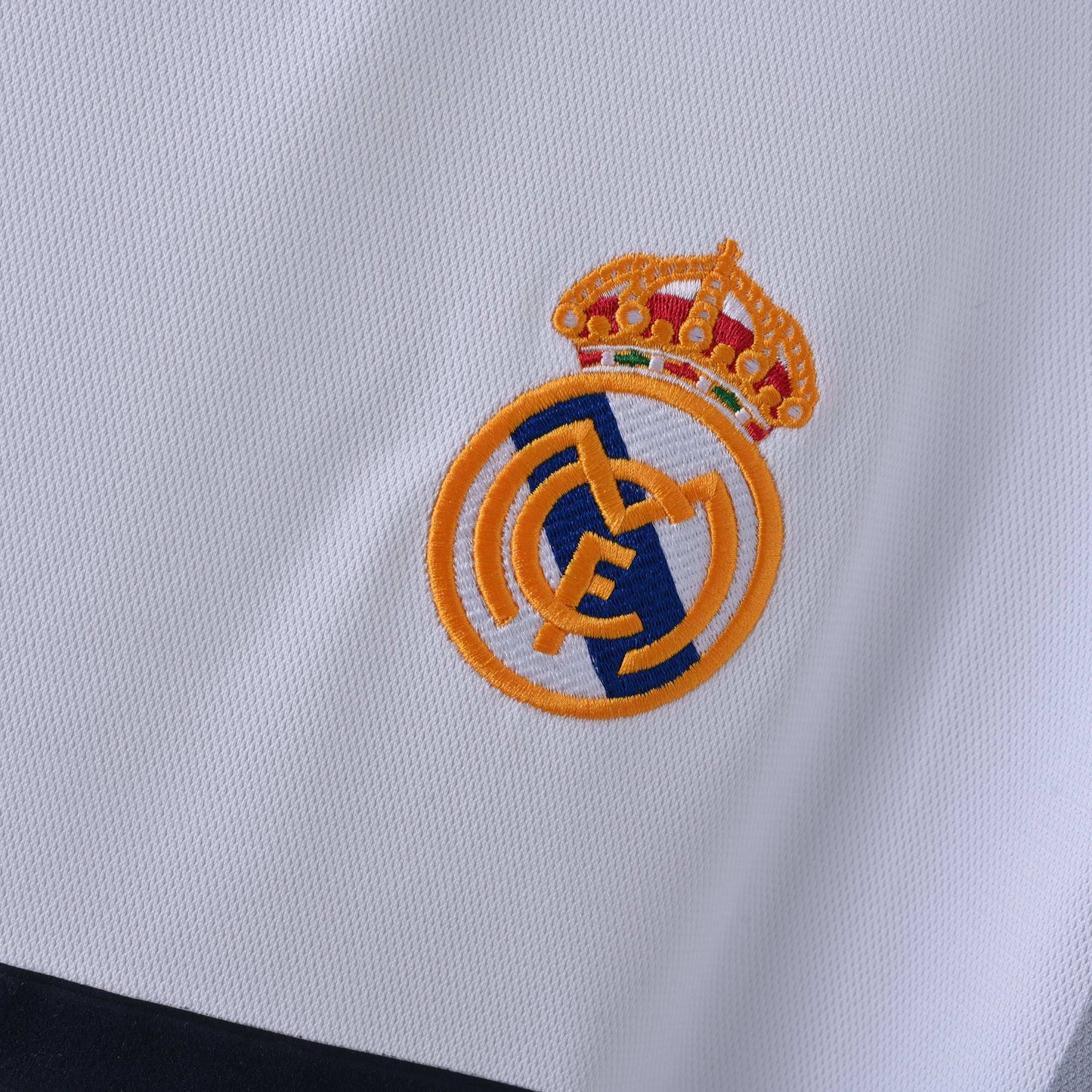 2000-01 Real Madrid Home Kit - Retro Classic Kits