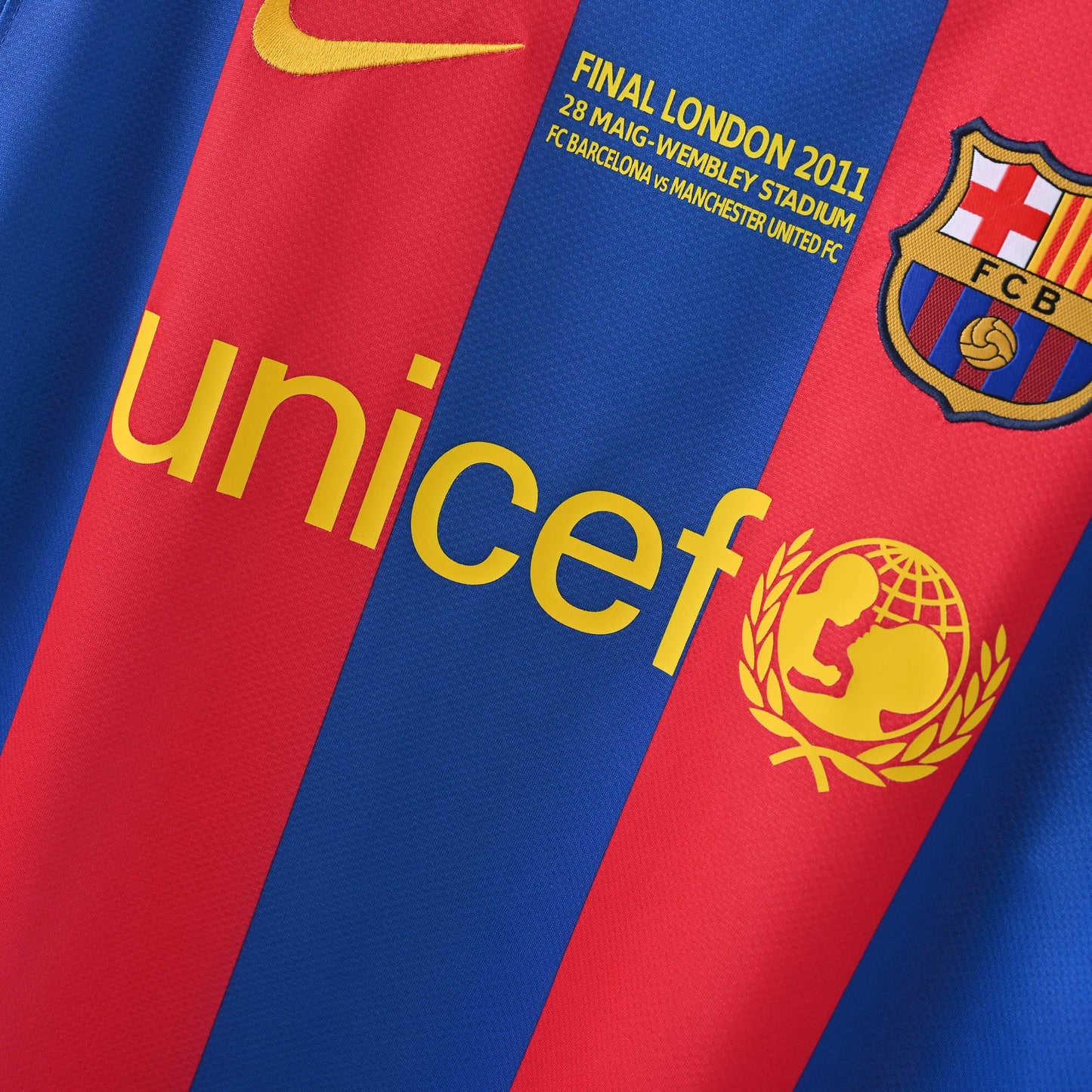 2010-11 FC Barcelona Home Kit - Long Sleeve - Retro Classic Kits