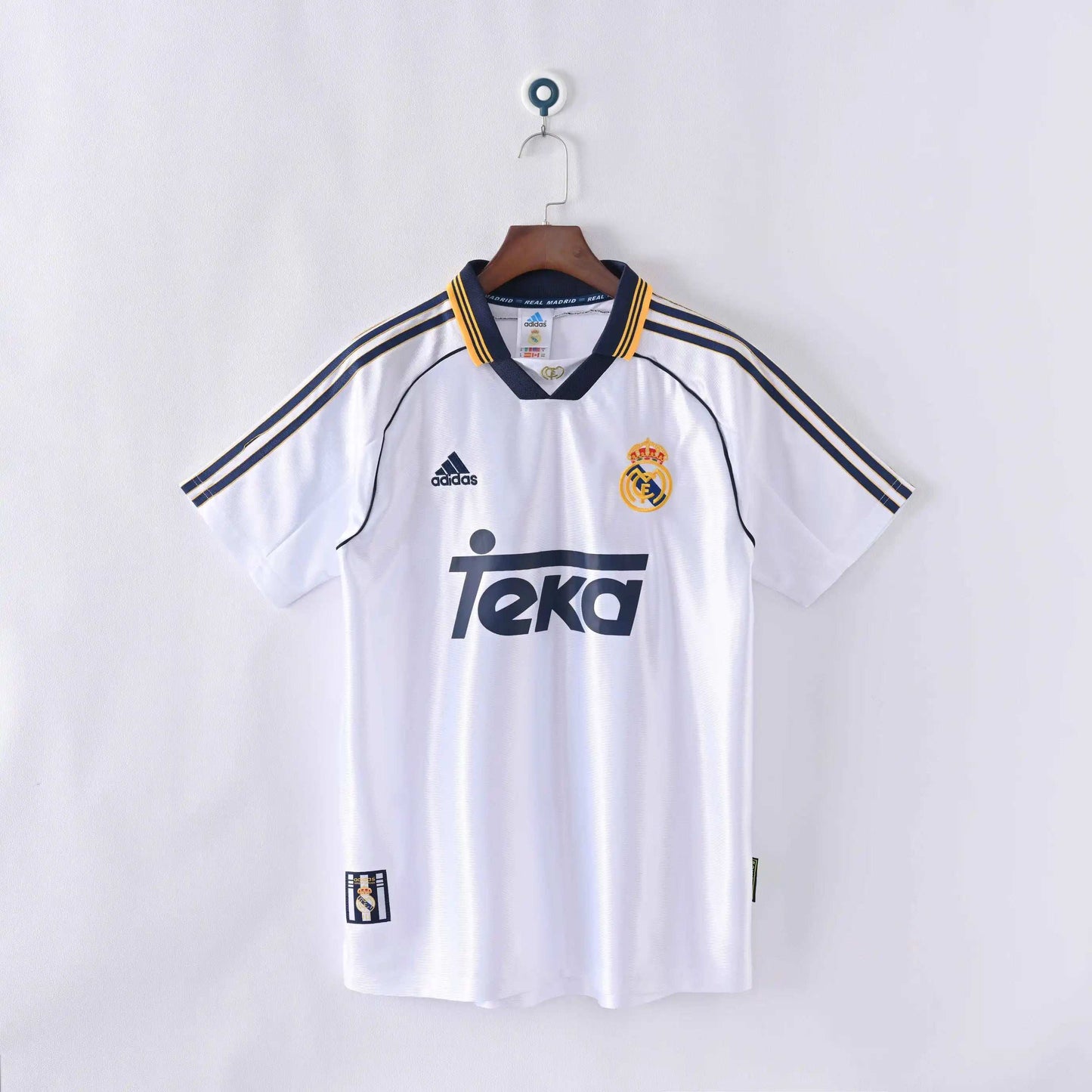 1998-00 Real Madrid Home Kit - Retro Classic Kits