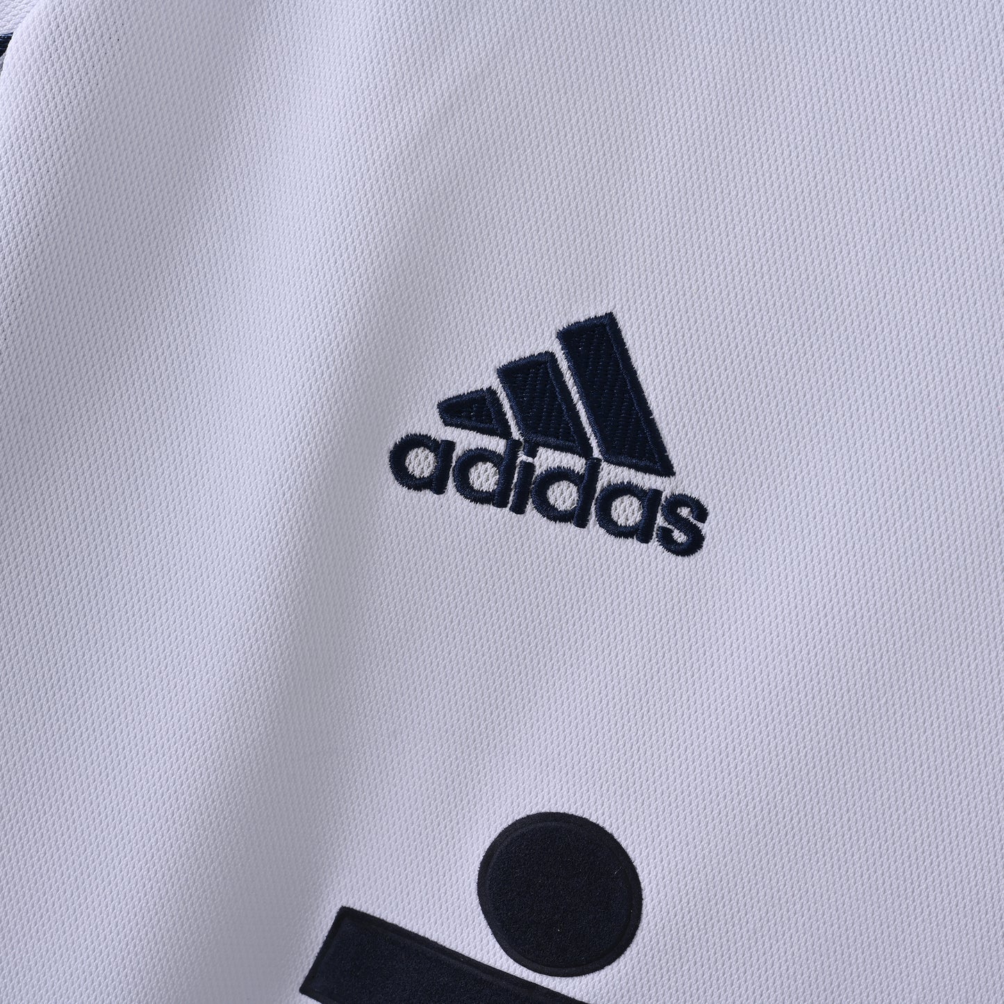 2000-01 Real Madrid Home Kit - Retro Classic Kits