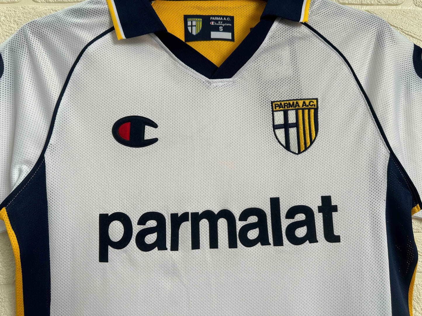 2003-04 Parma Away Shirt - Kit Legacy