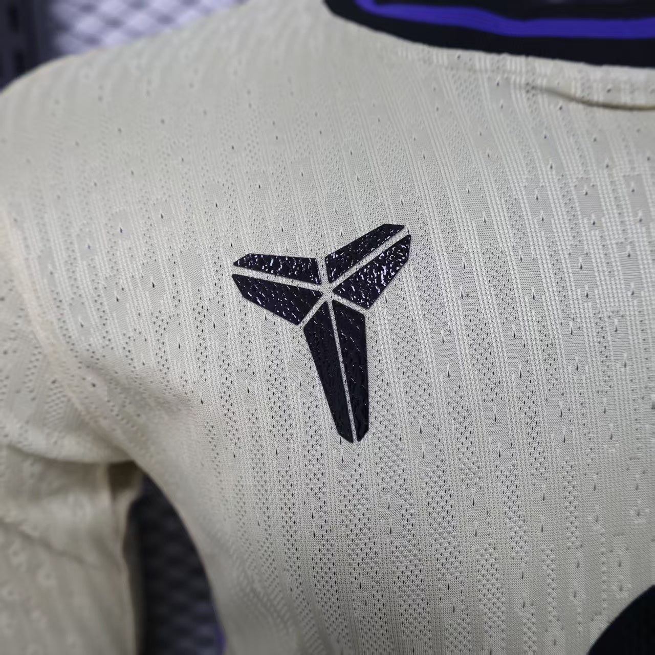 FC Barcelona 2025-26 Away Kit - Long Sleeve