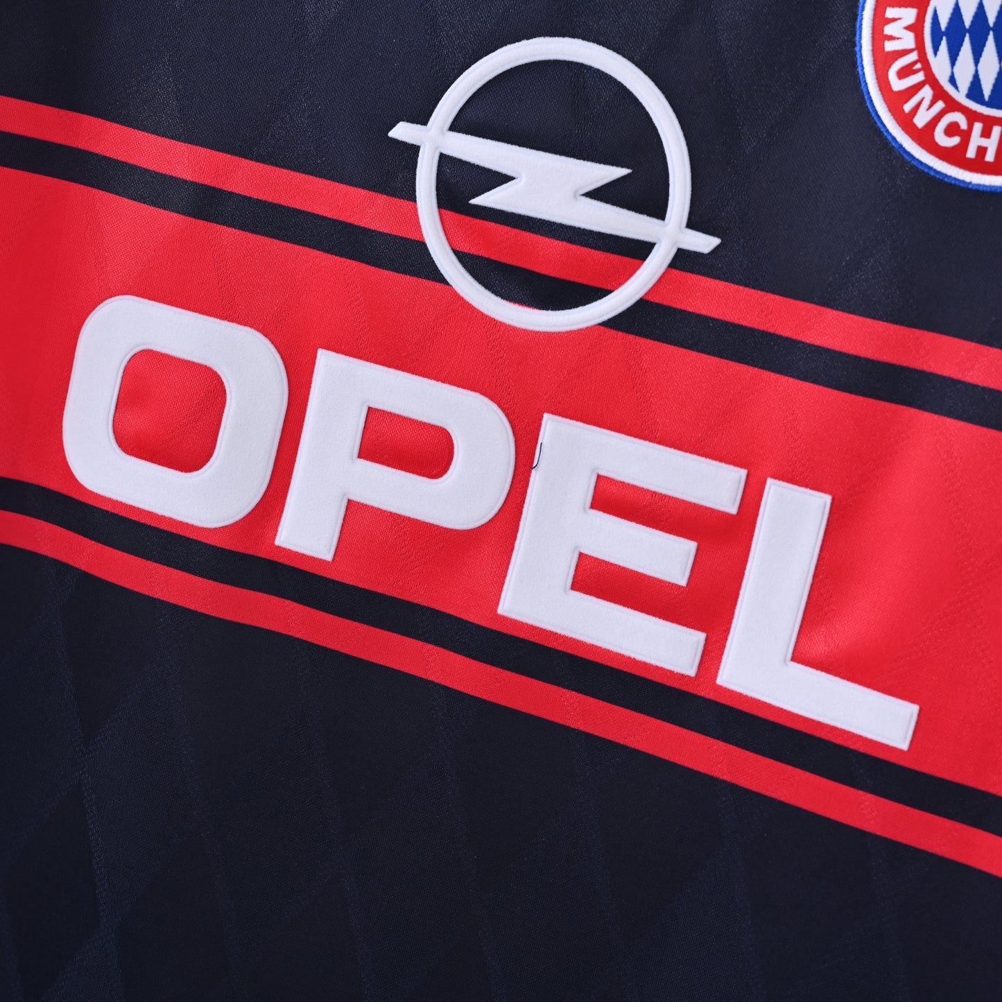1997-99 Bayern Munich Away Shirt