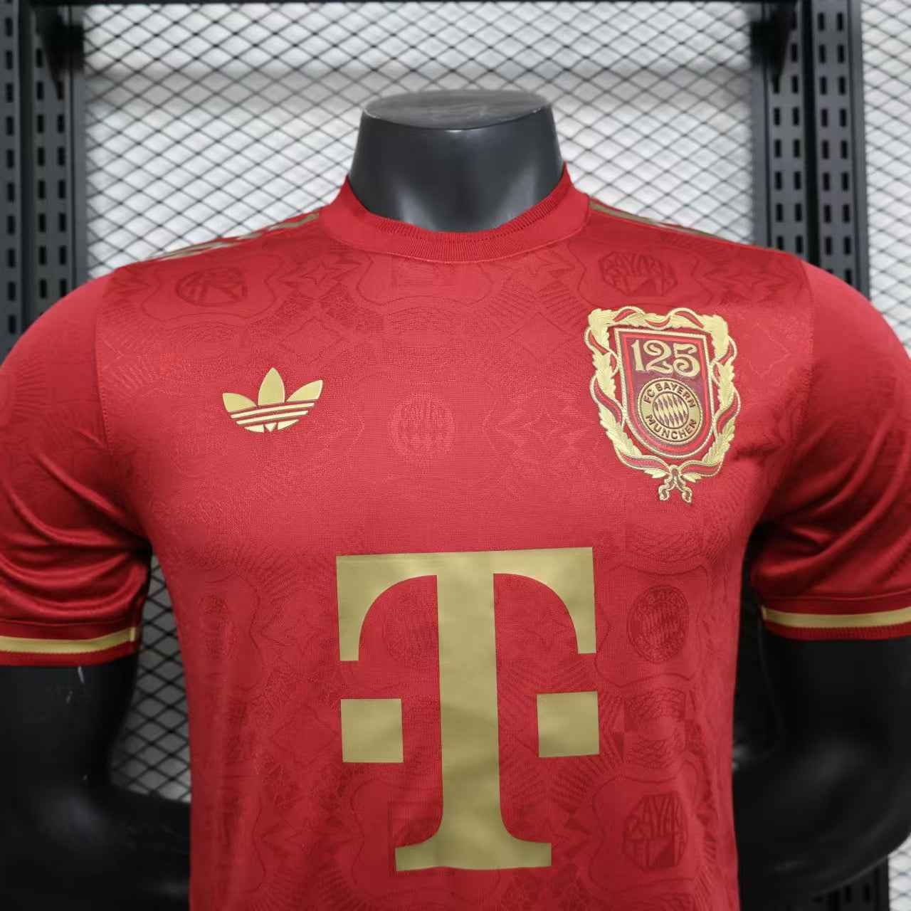 Special Edition Bayern Munich 125-Year Anniversary Kit - Retro Classic Kits
