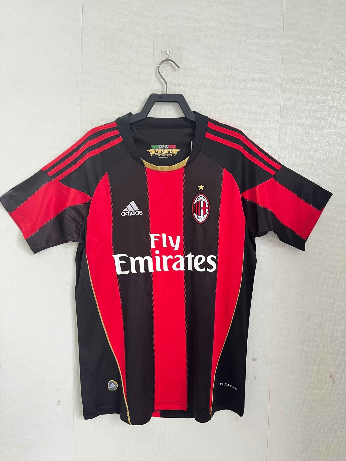 2010-11 AC Milan Home Shirt - Kit Legacy