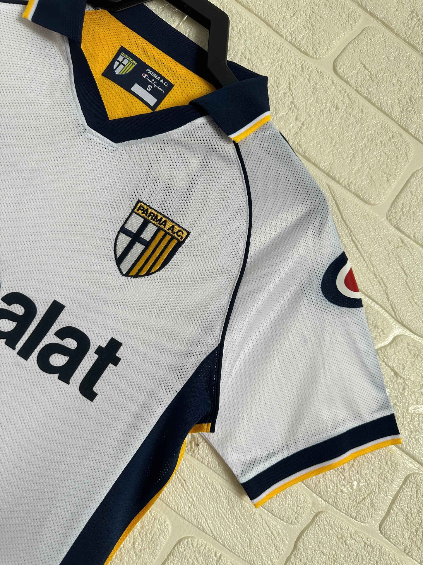 2003-04 Parma Away Shirt - Kit Legacy