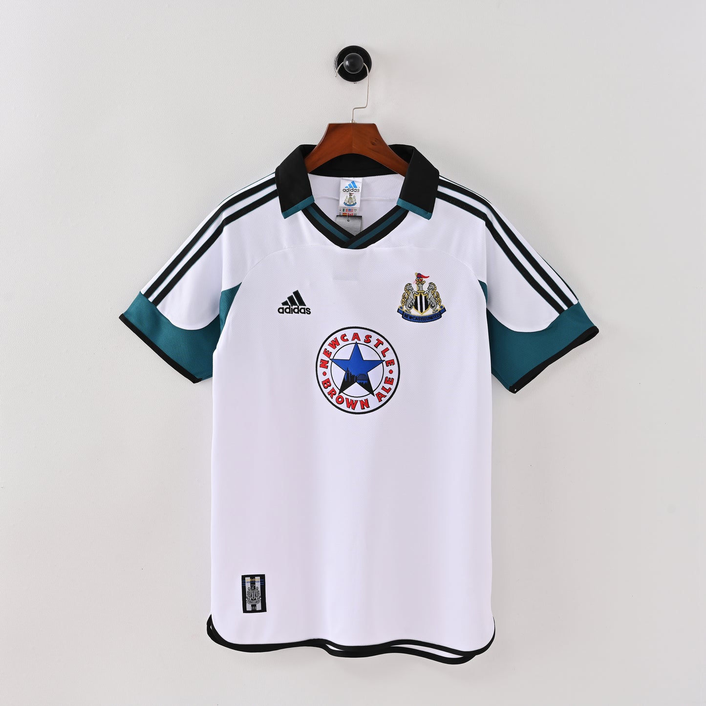 1999-00 Newcastle United Away Kit