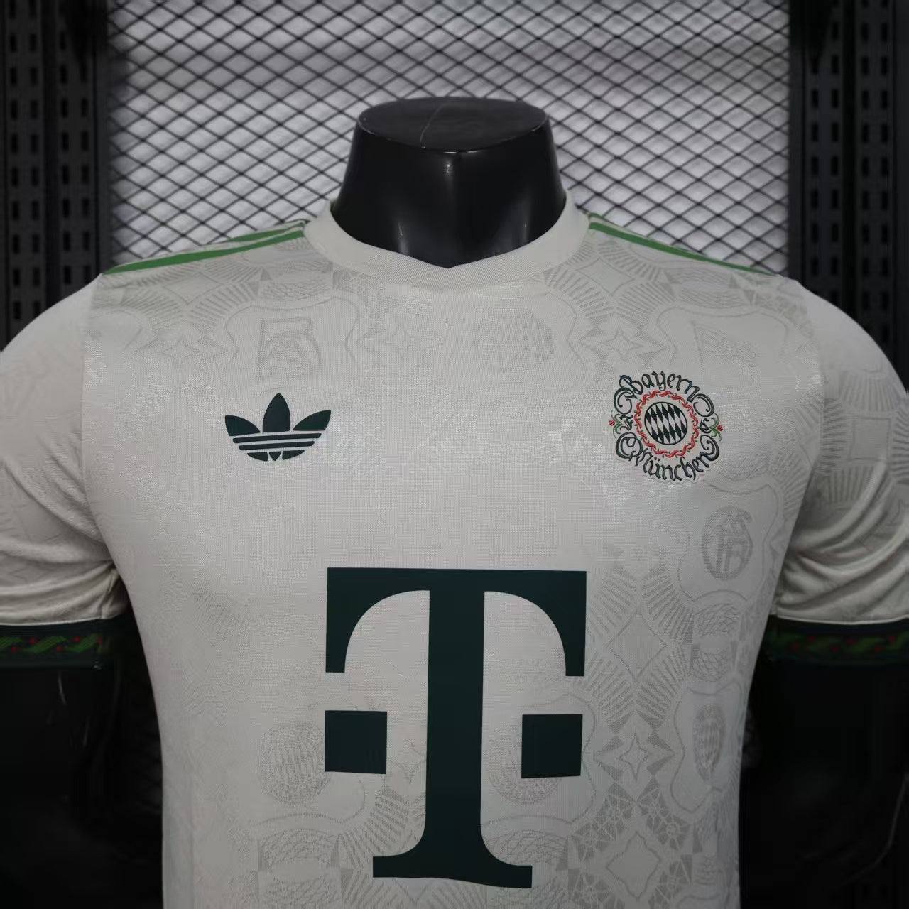 Special Edition Bayern Munich 25/26 Oktoberfest Kit