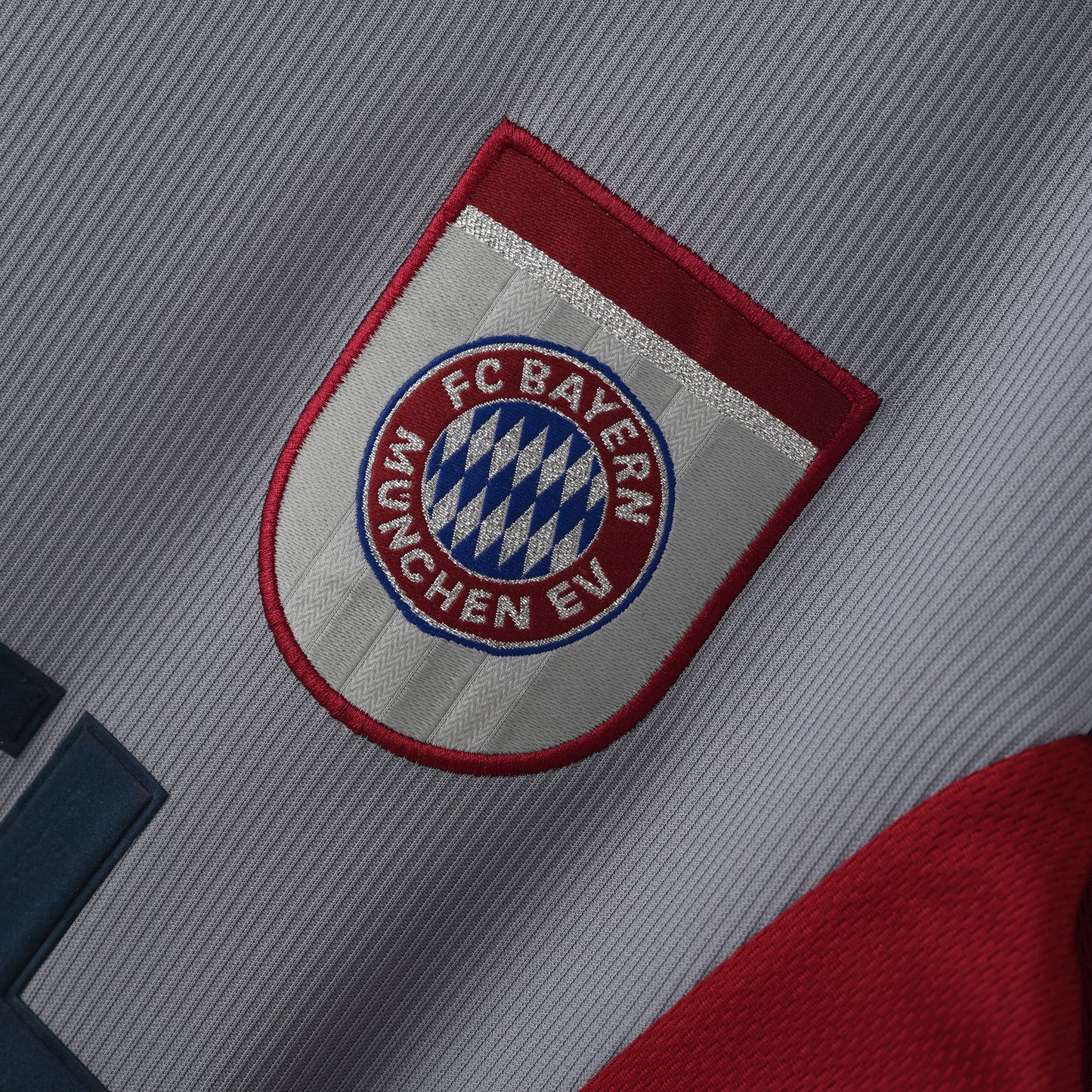 1998-99 Bayern Munich Home Kit
