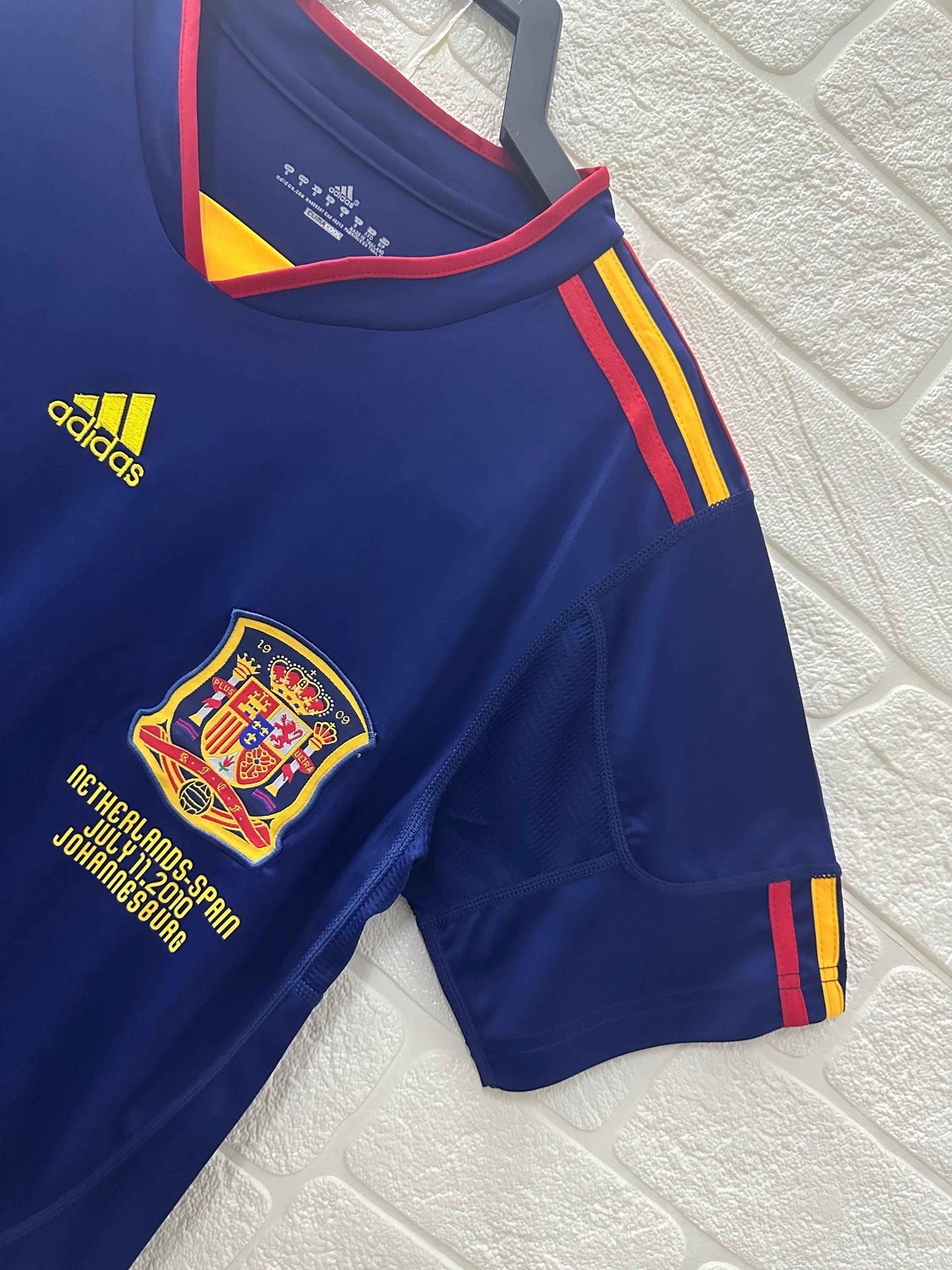 2010 Spain Away Shirt - Retro Classic Kits