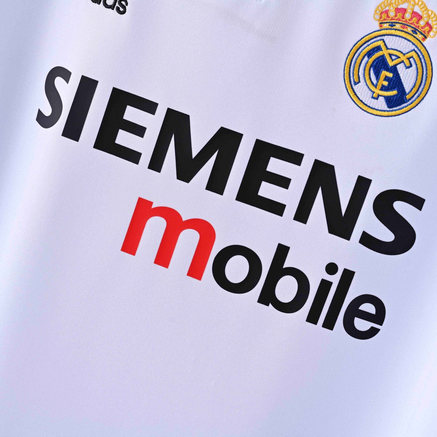 2005-06 Real Madrid Home Kit - Kit Legacy