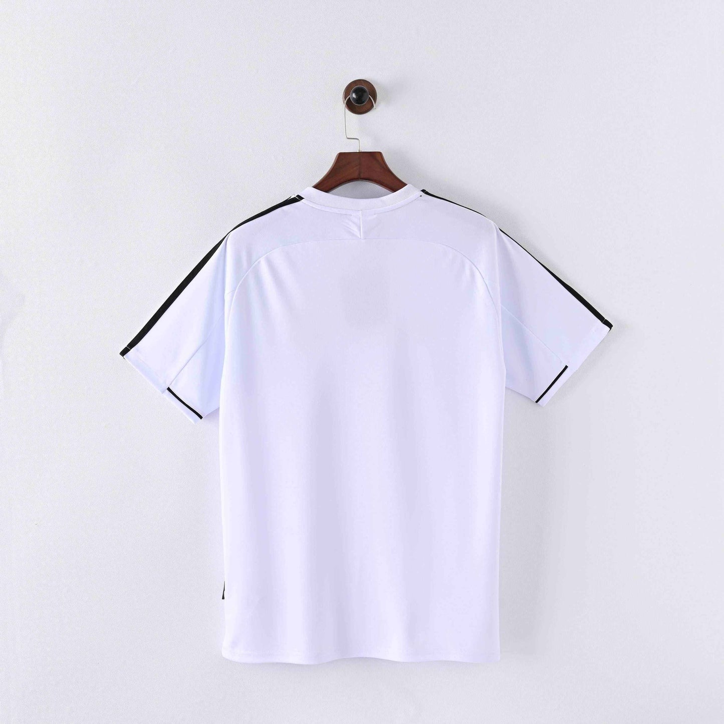 2005-06 Real Madrid Home Kit - Kit Legacy