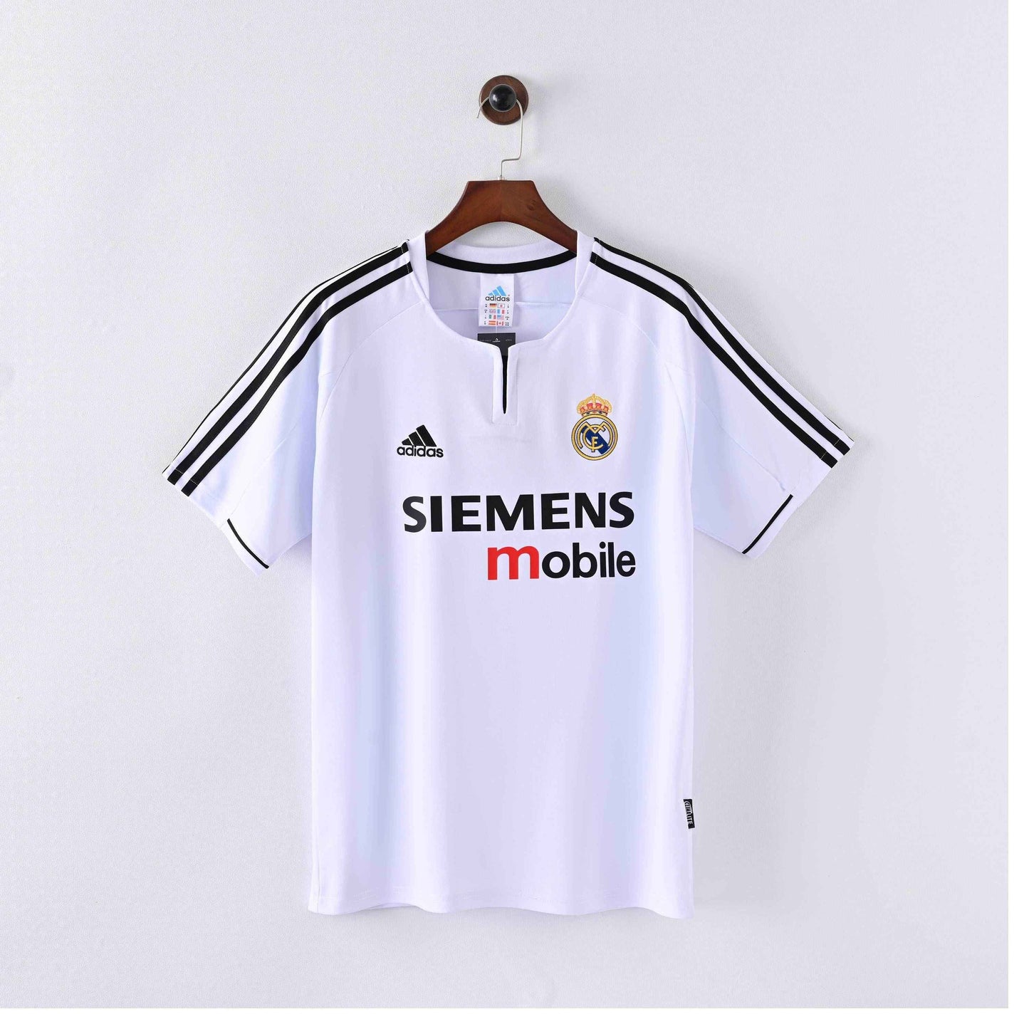 2005-06 Real Madrid Home Kit - Kit Legacy