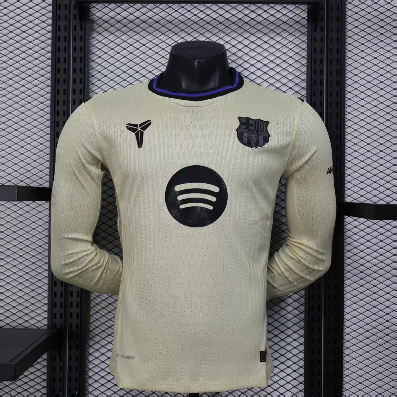 FC Barcelona 2025-26 Away Kit - Long Sleeve