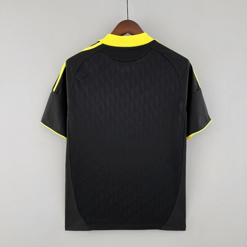 2010-11 Liverpool Third Kit - Retro Classic Kits