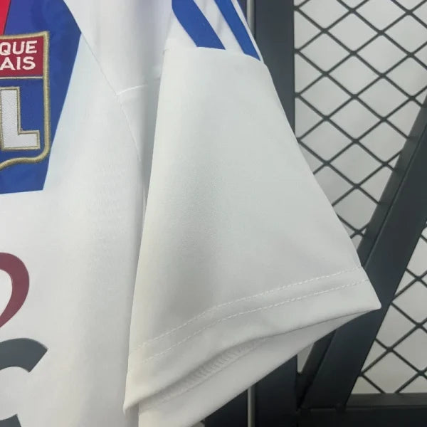 2010-11 Olympique Lyonnais Home Kit - Retro Classic Kits