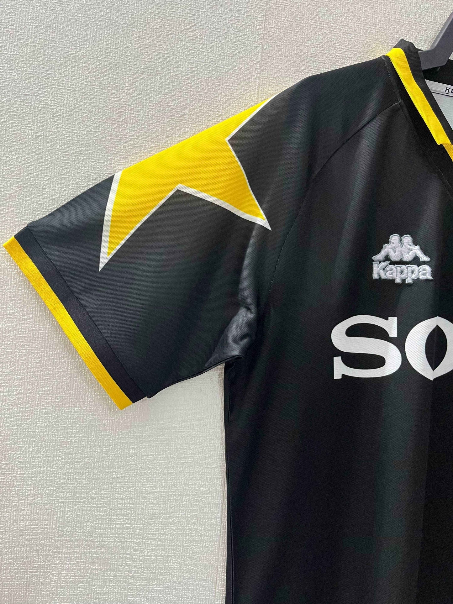 1995-97 Juventus Home Shirt - Retro Classic Kits