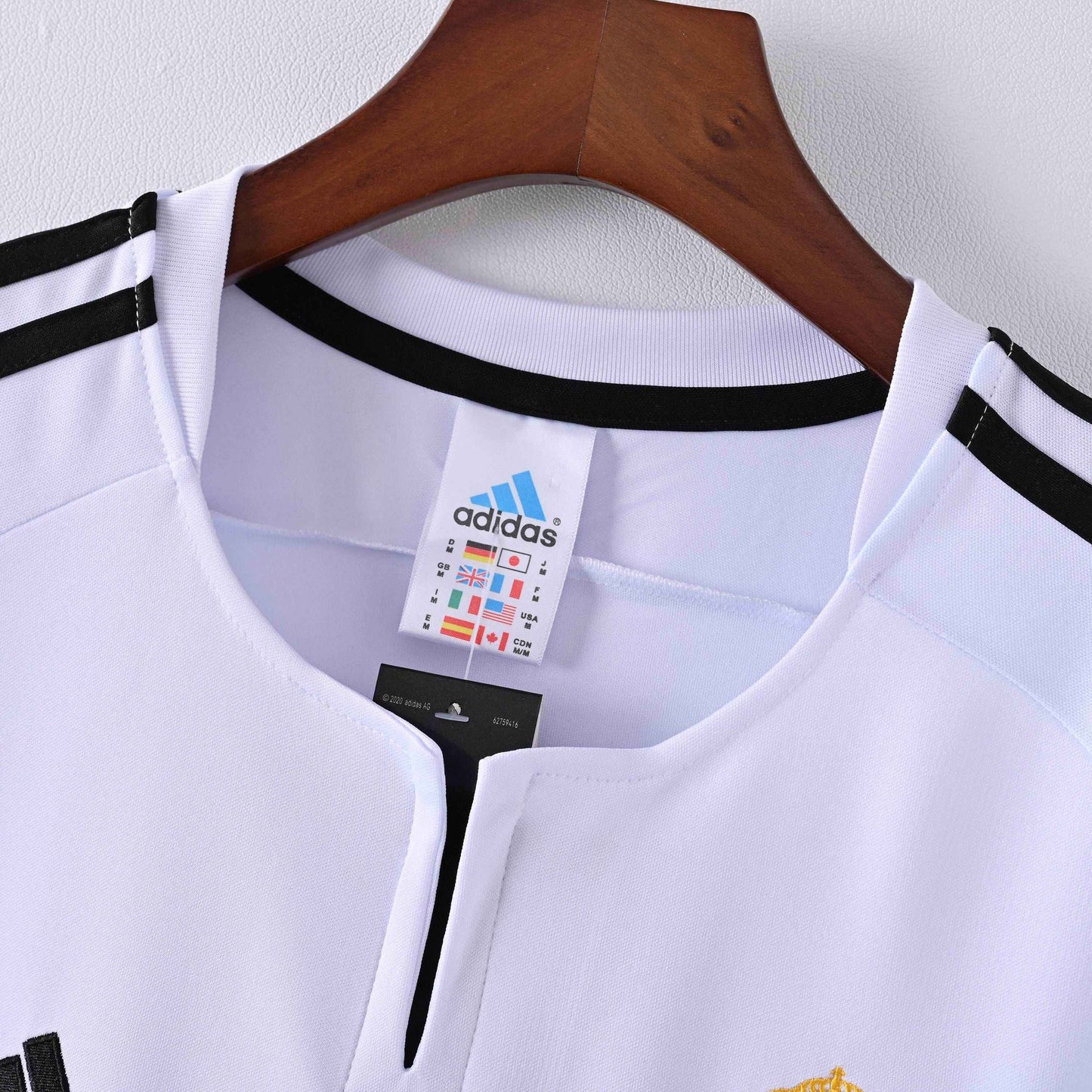 2005-06 Real Madrid Home Kit - Kit Legacy