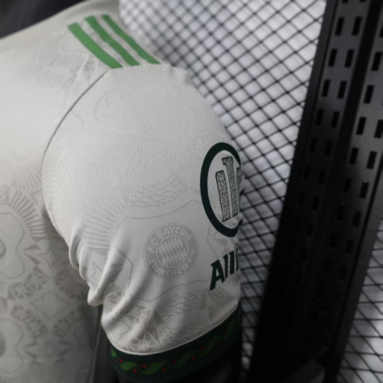 Special Edition Bayern Munich 25/26 Oktoberfest Kit