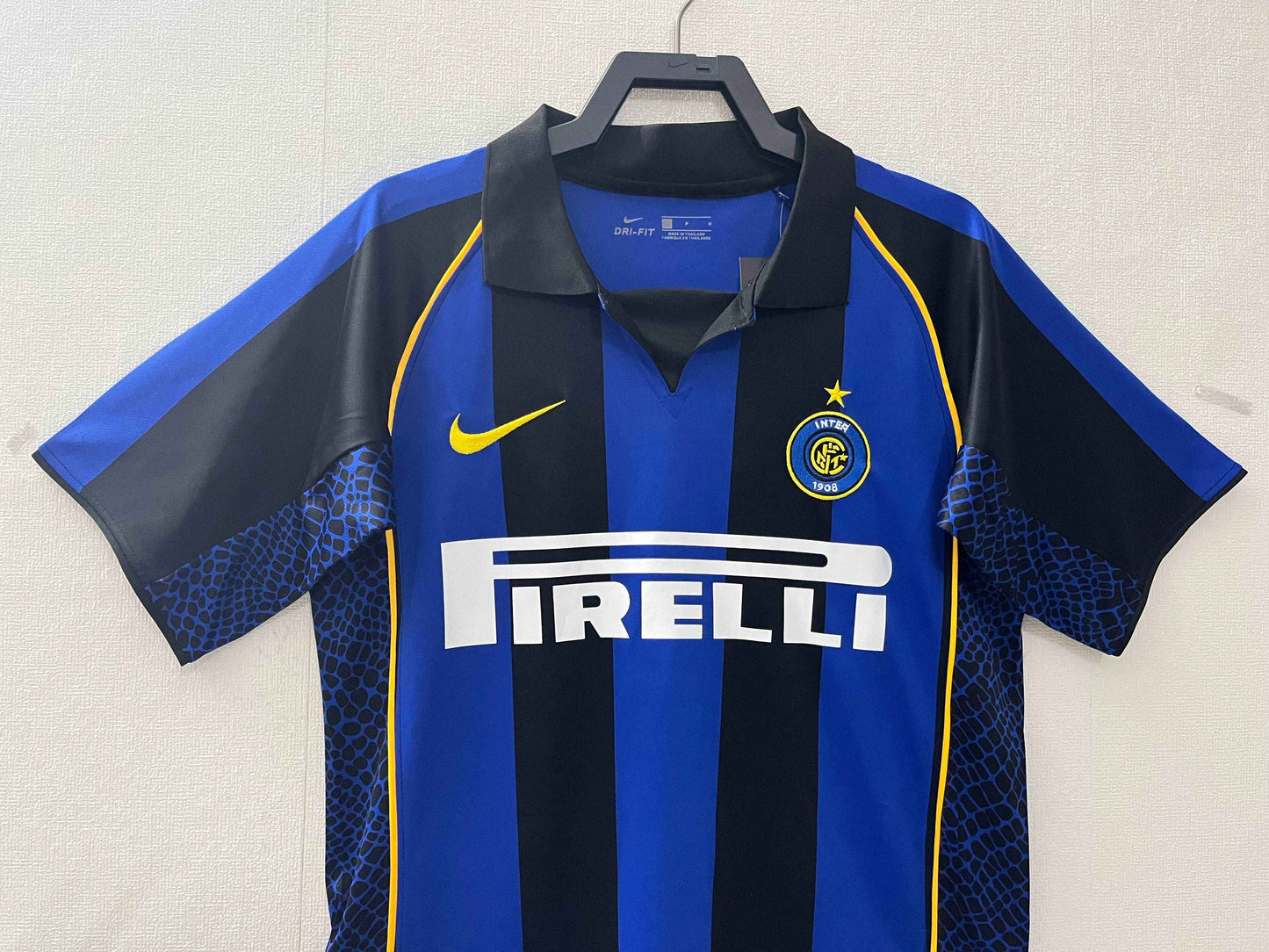 2001-02 Inter Milan Home Shirt - Retro Classic Kits