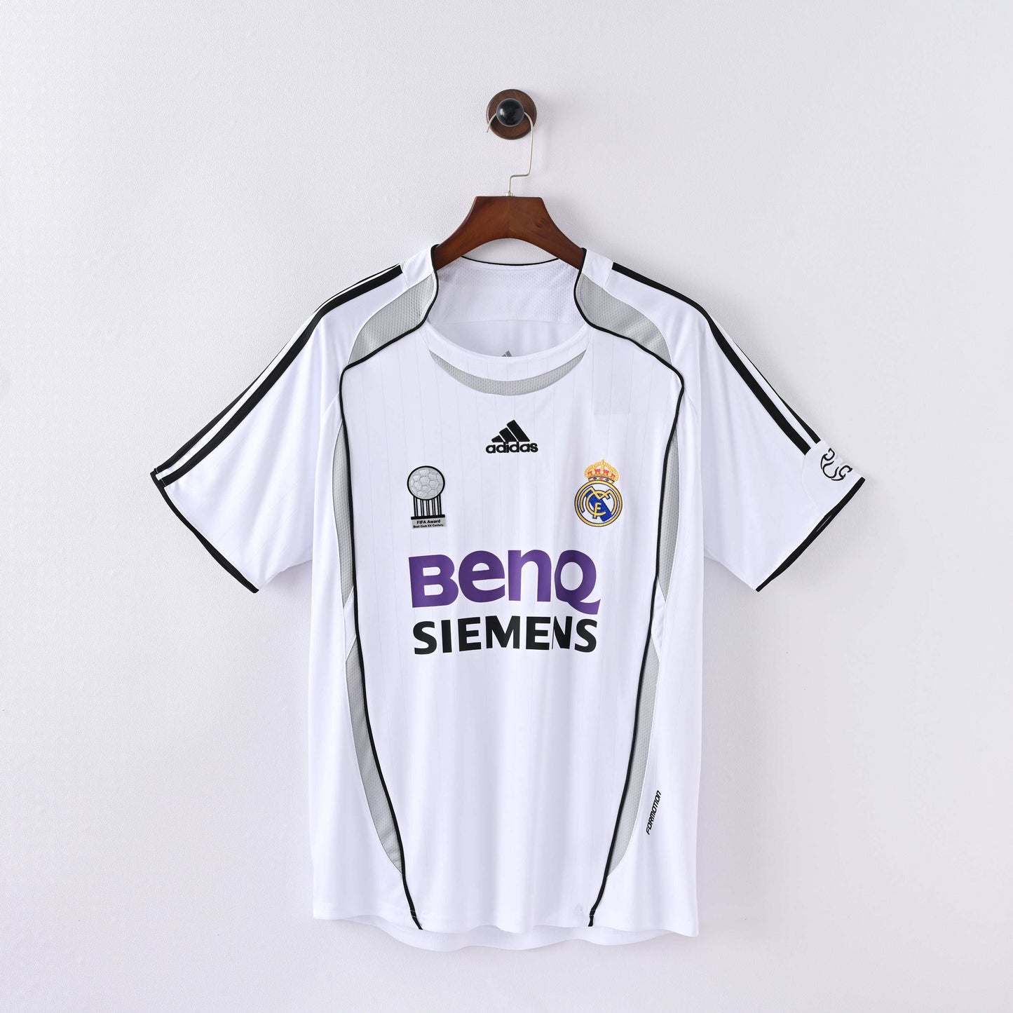 2006-07 Real Madrid Home Kit - Retro Classic Kits