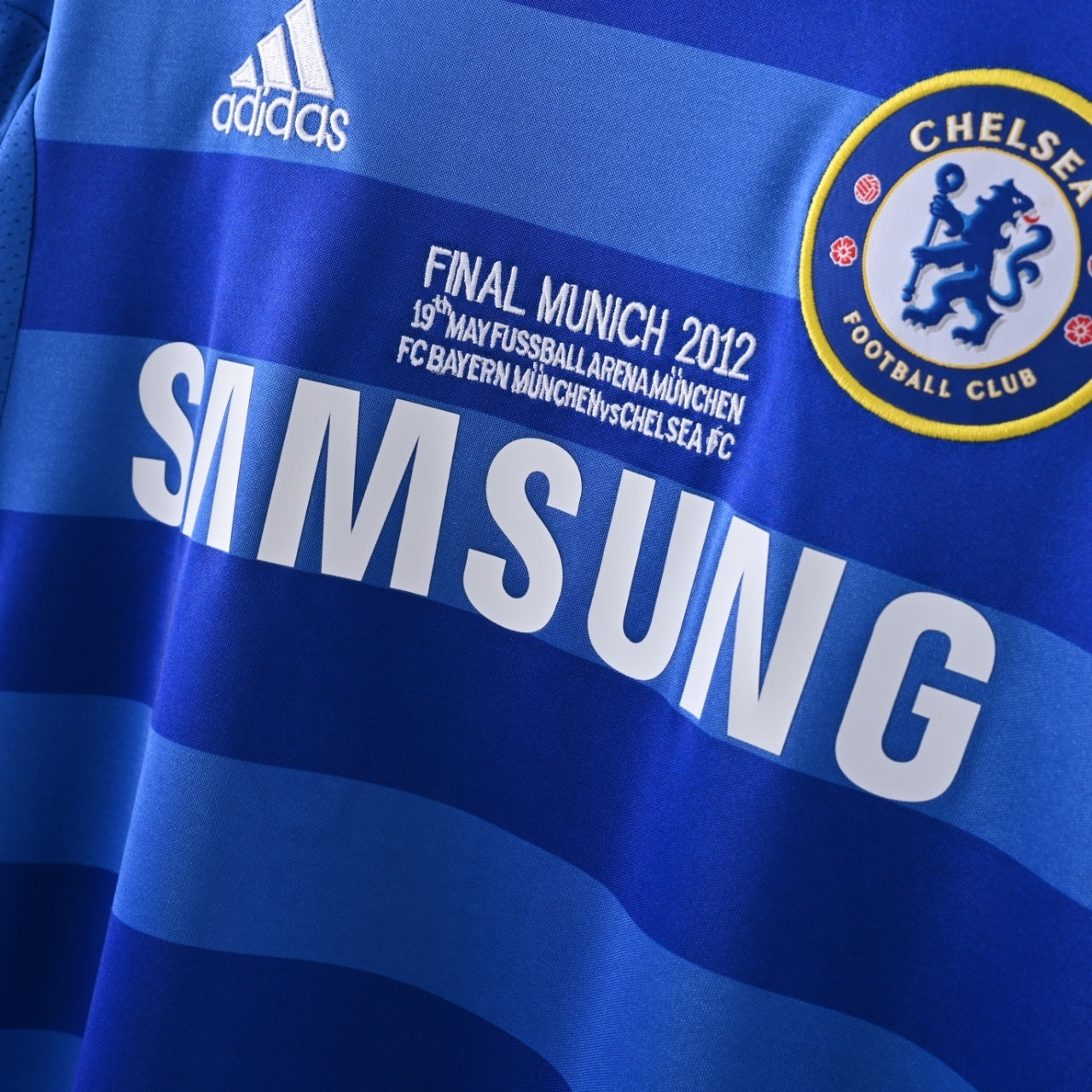 Chelsea 2011-12 Home Kit 