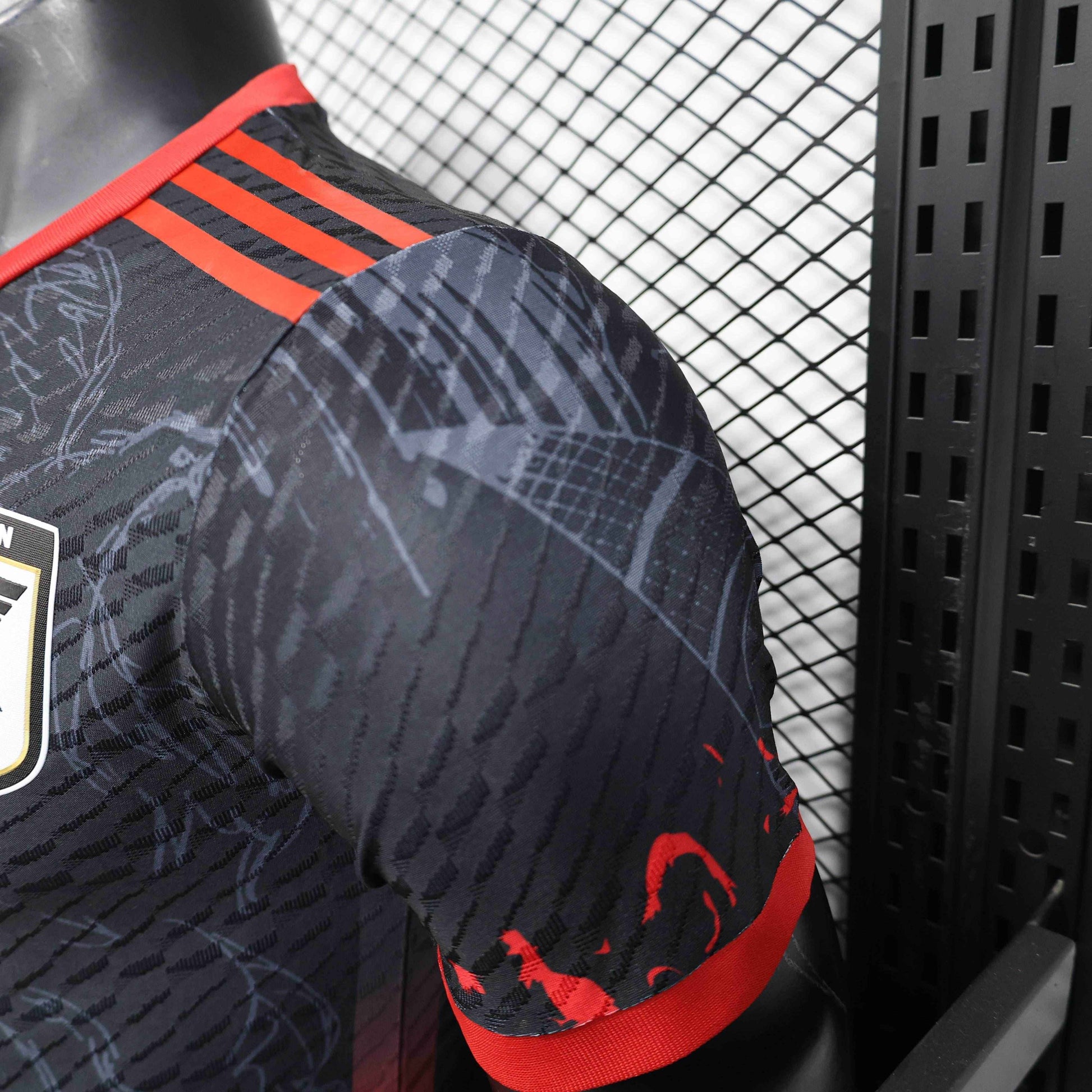 Special Edition Japan Kit - Naruto x Itachi Uchiha Black - Kit Legacy