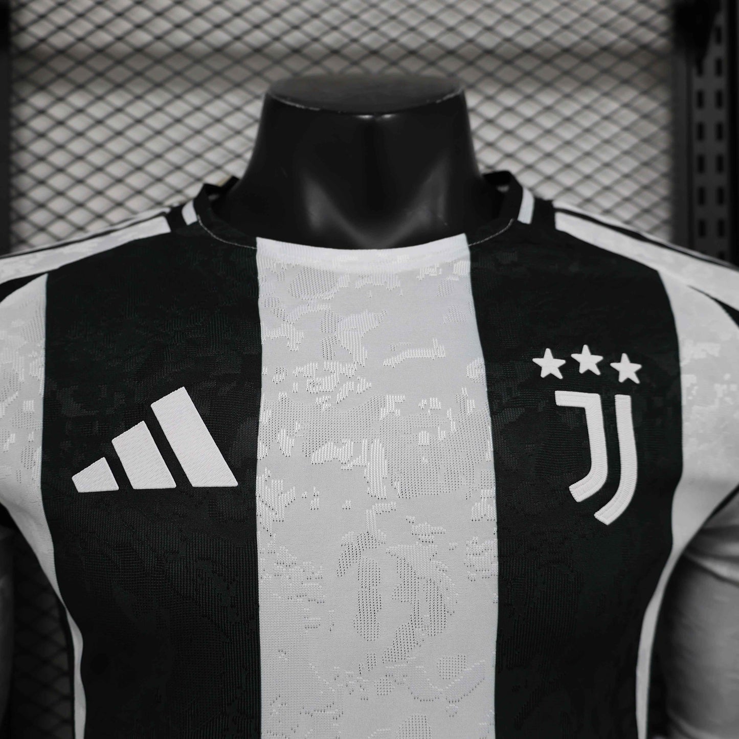2024-25 Juventus Home Shirt - Long Sleeve [Player Version] - Retro Classic Kits