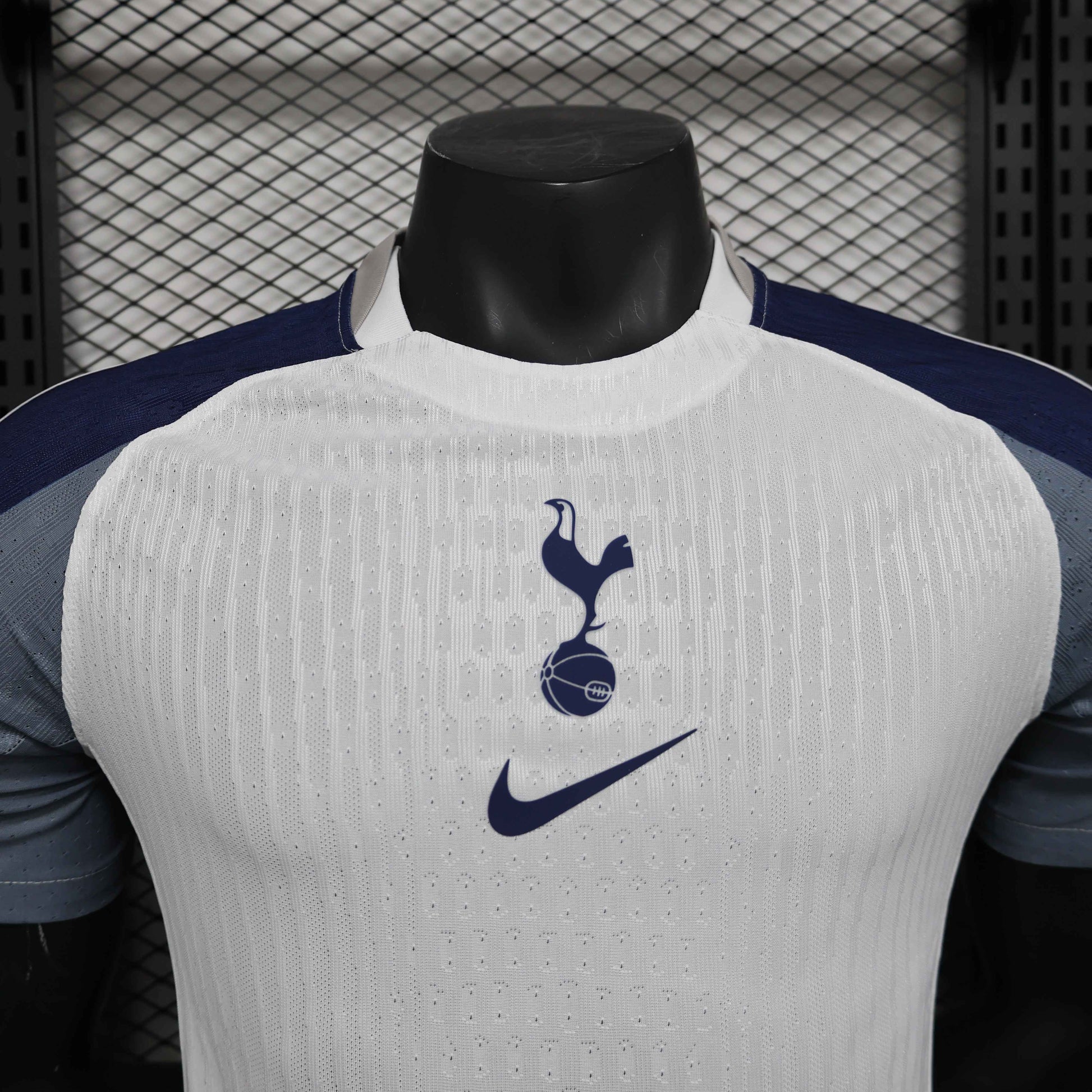 2025-26 Tottenham Hotspur Home Kit [Player Version] - Retro Classic Kits