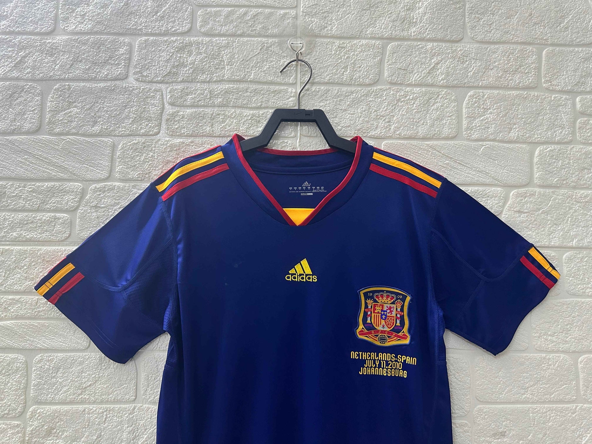2010 Spain Away Shirt - Retro Classic Kits