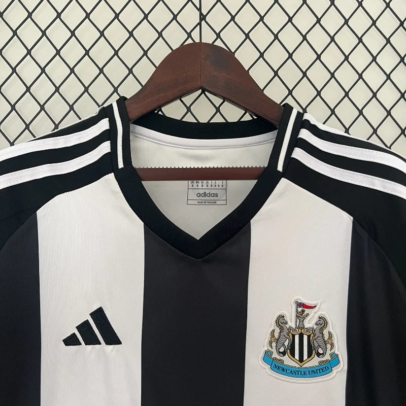 2024-25 Newcastle United Home Kit - Retro Classic Kits