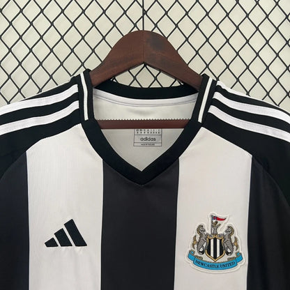 2024-25 Newcastle United Home Kit - Retro Classic Kits