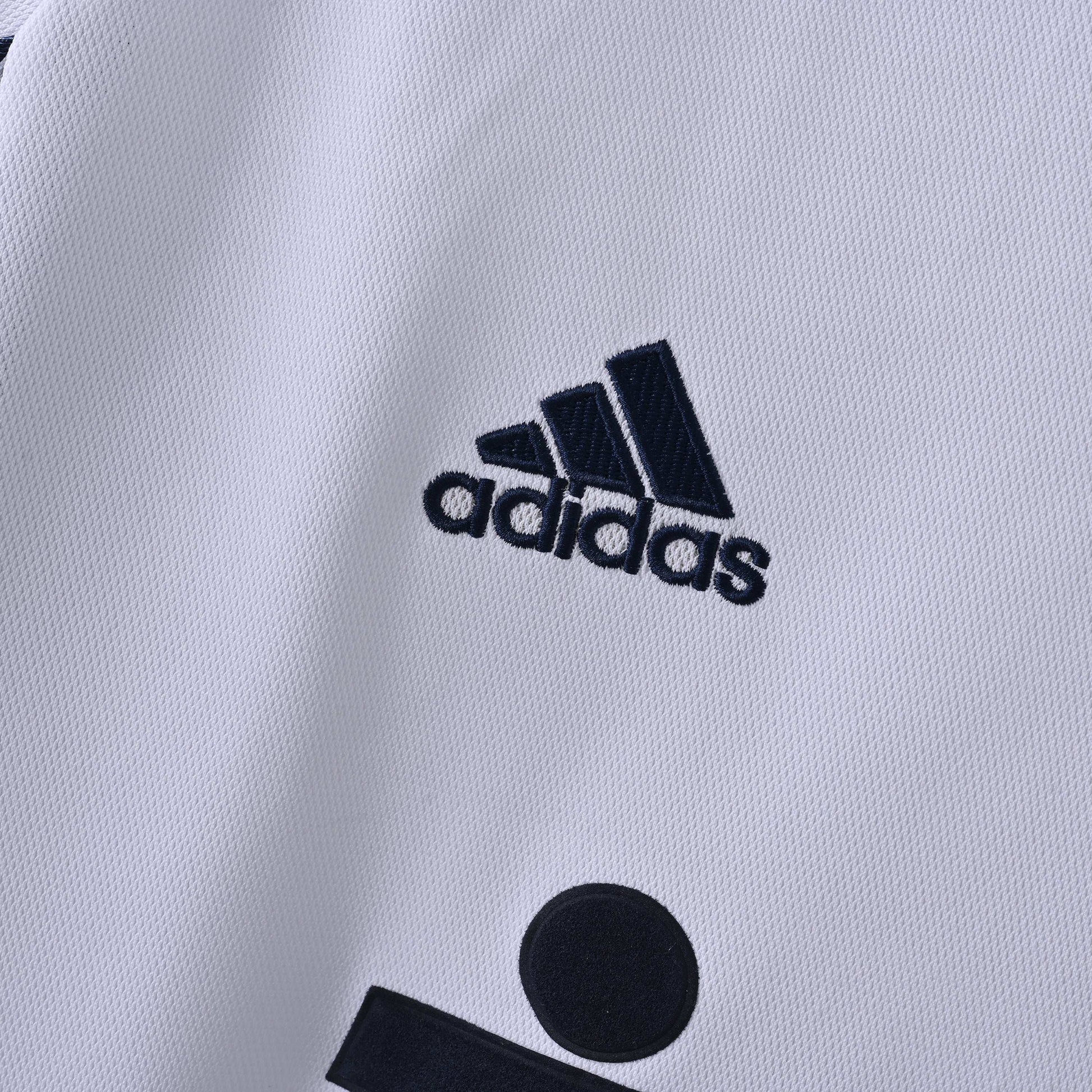 2000-01 Real Madrid Home Kit - Retro Classic Kits