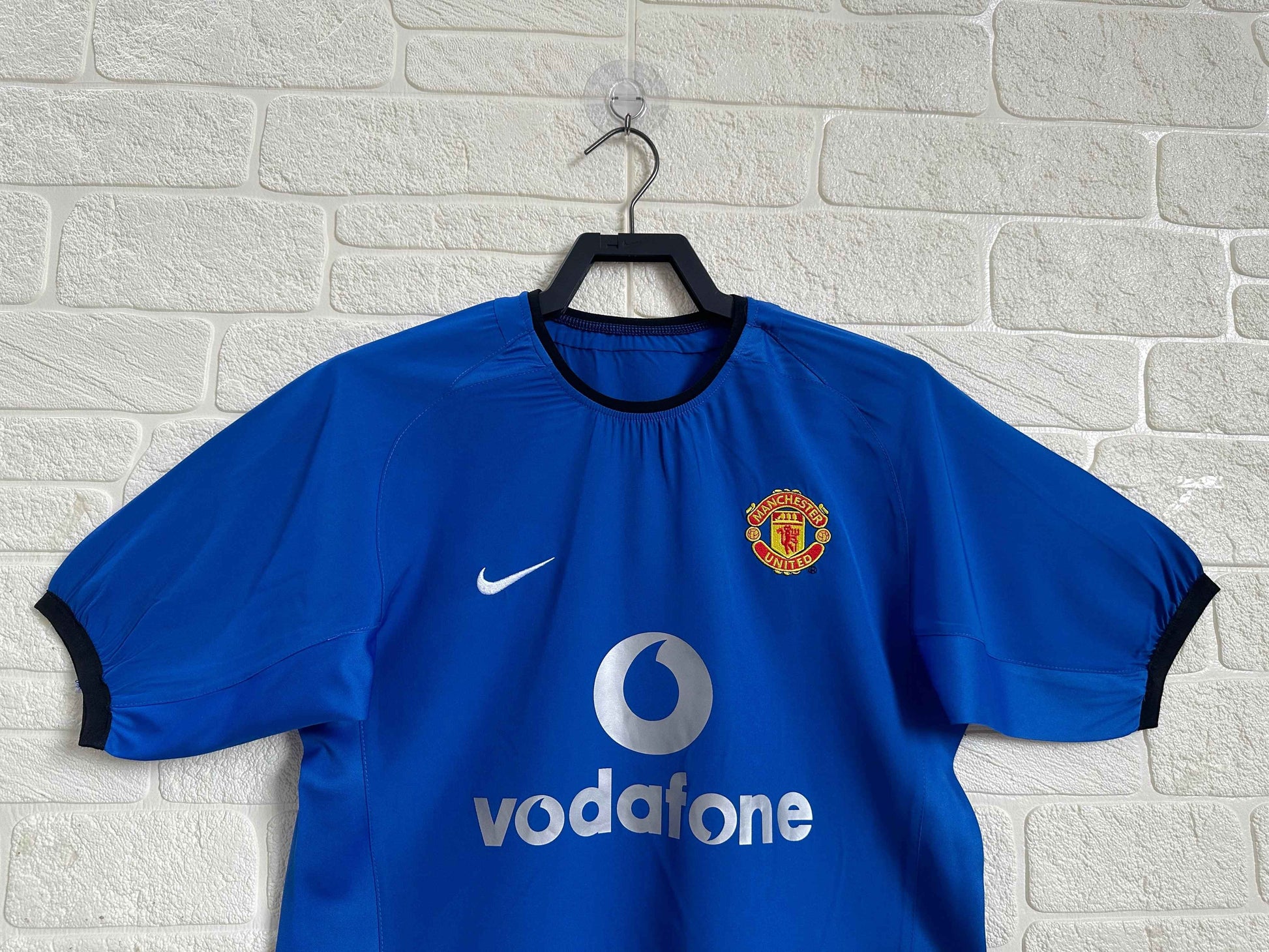 2002-04 Manchester United Away Shirt - Retro Classic Kits