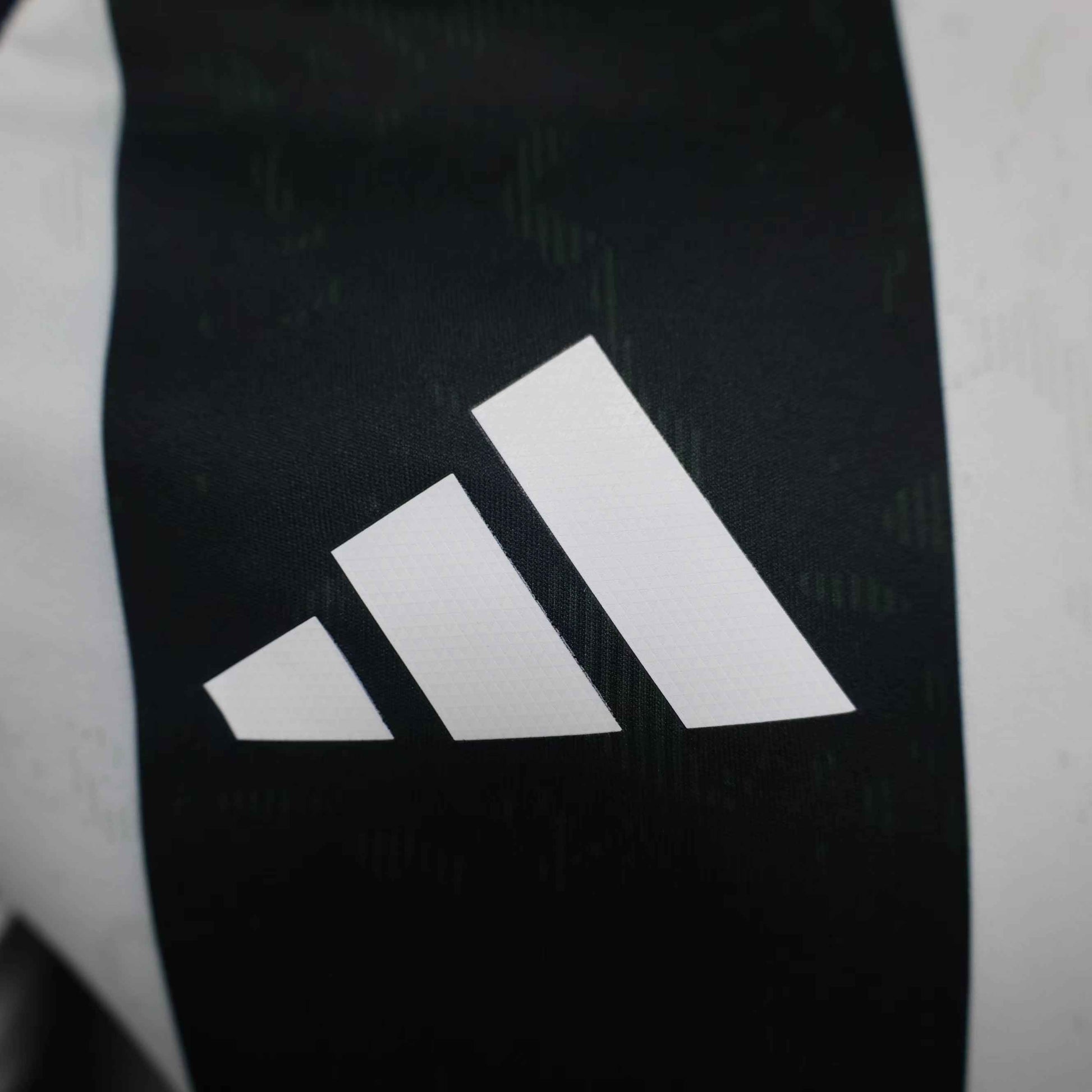 2024-25 Juventus Home Shirt [Player Version] - Retro Classic Kits