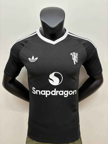 2024-25 Manchester United Goalkeeper Shirt [Player Version] - Kit Legacy