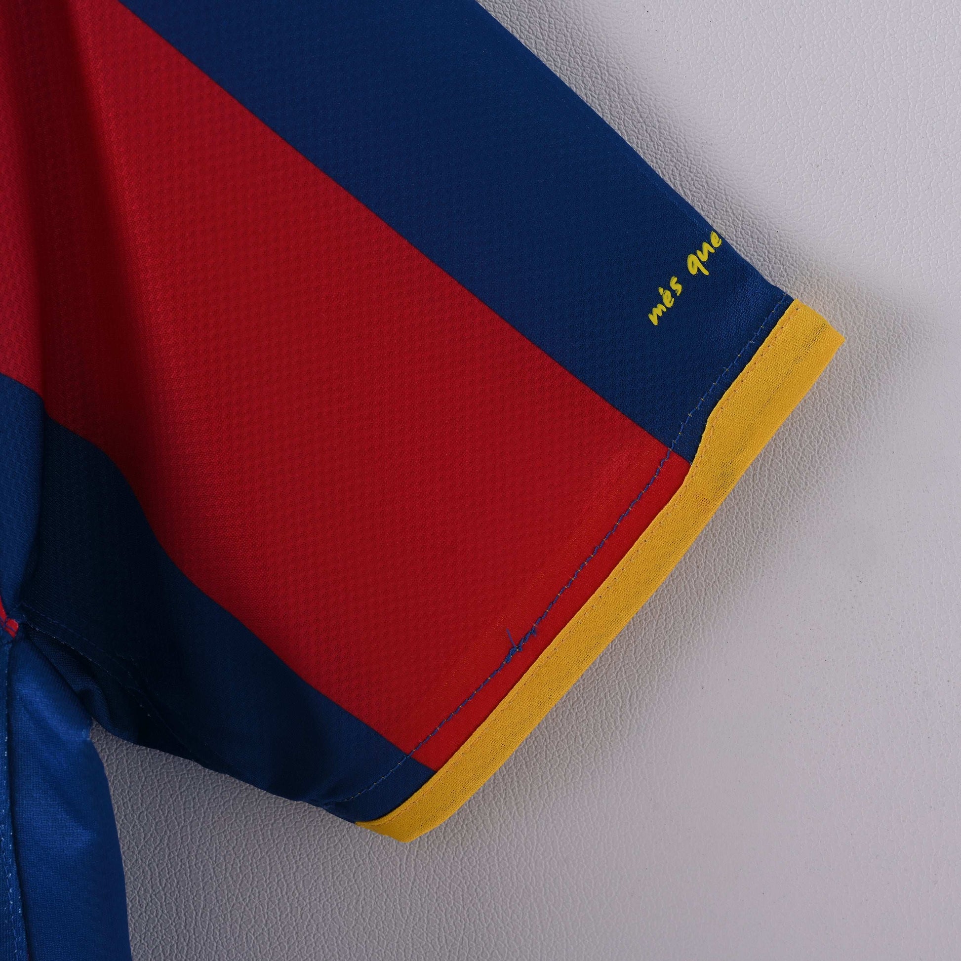 2010-11 FC Barcelona Home Kit - Retro Classic Kits