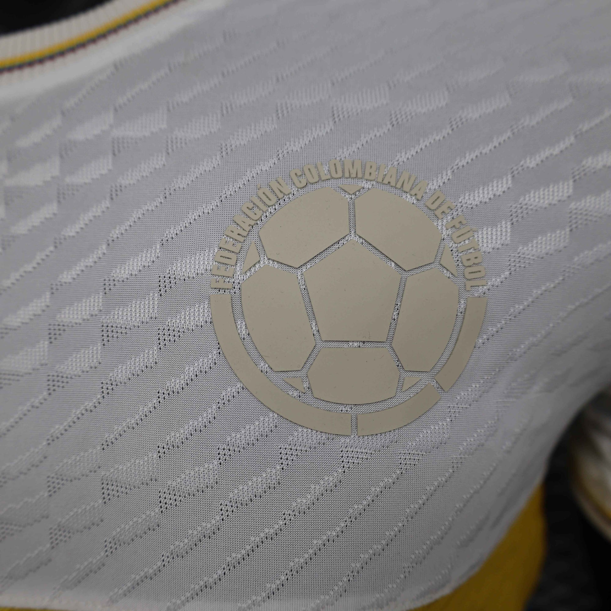 Special Edition Colombia Centenary Kit - Retro Classic Kits