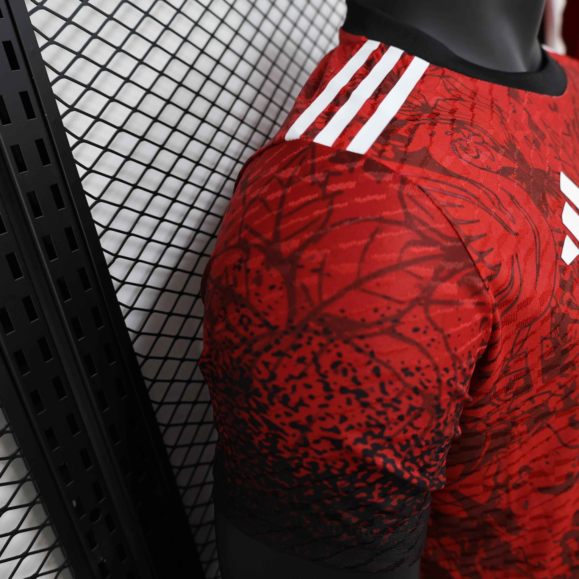 Special Edition Liverpool Shirt - Liver Bird Red - Retro Classic Kits