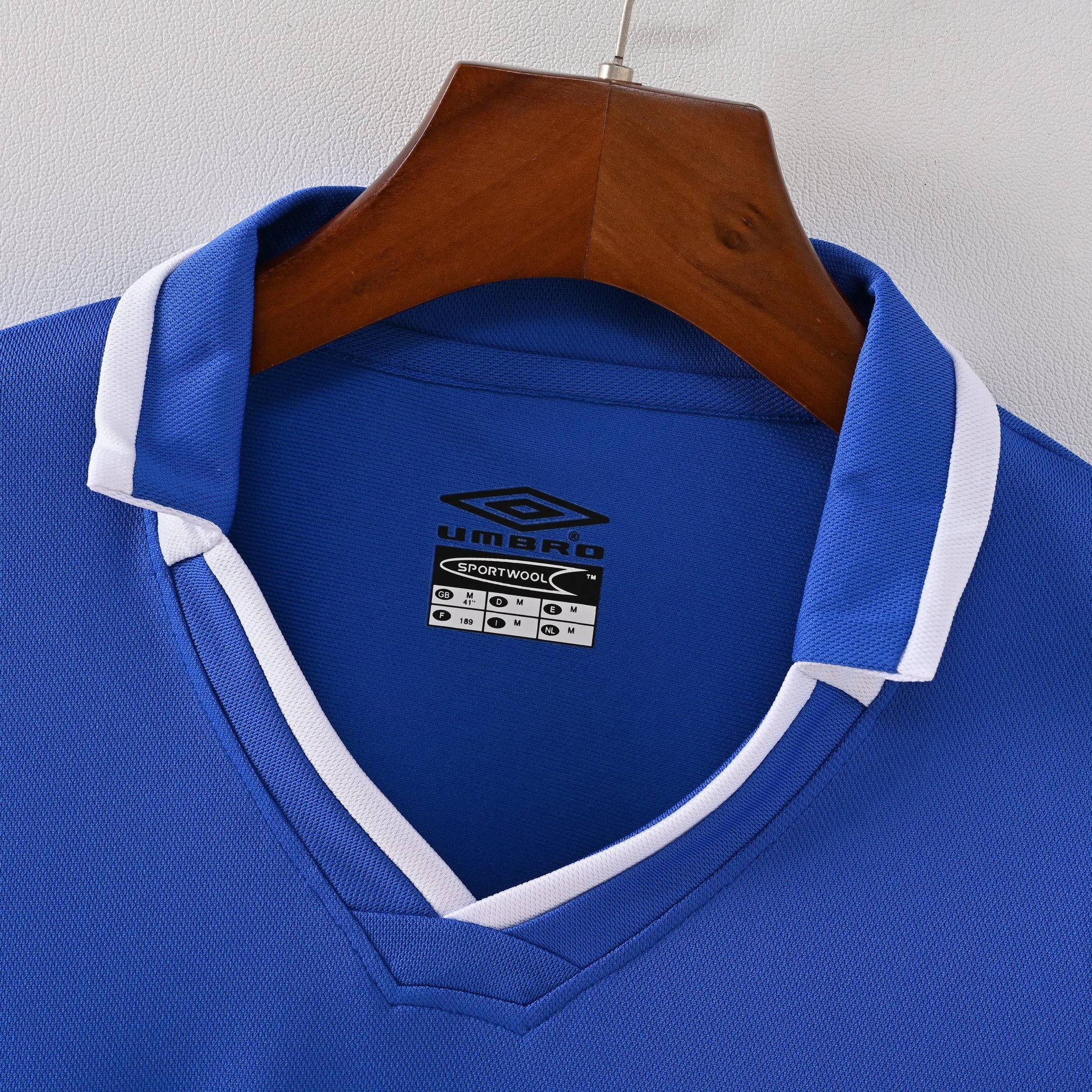 Chelsea 2001-04 Home Kit 