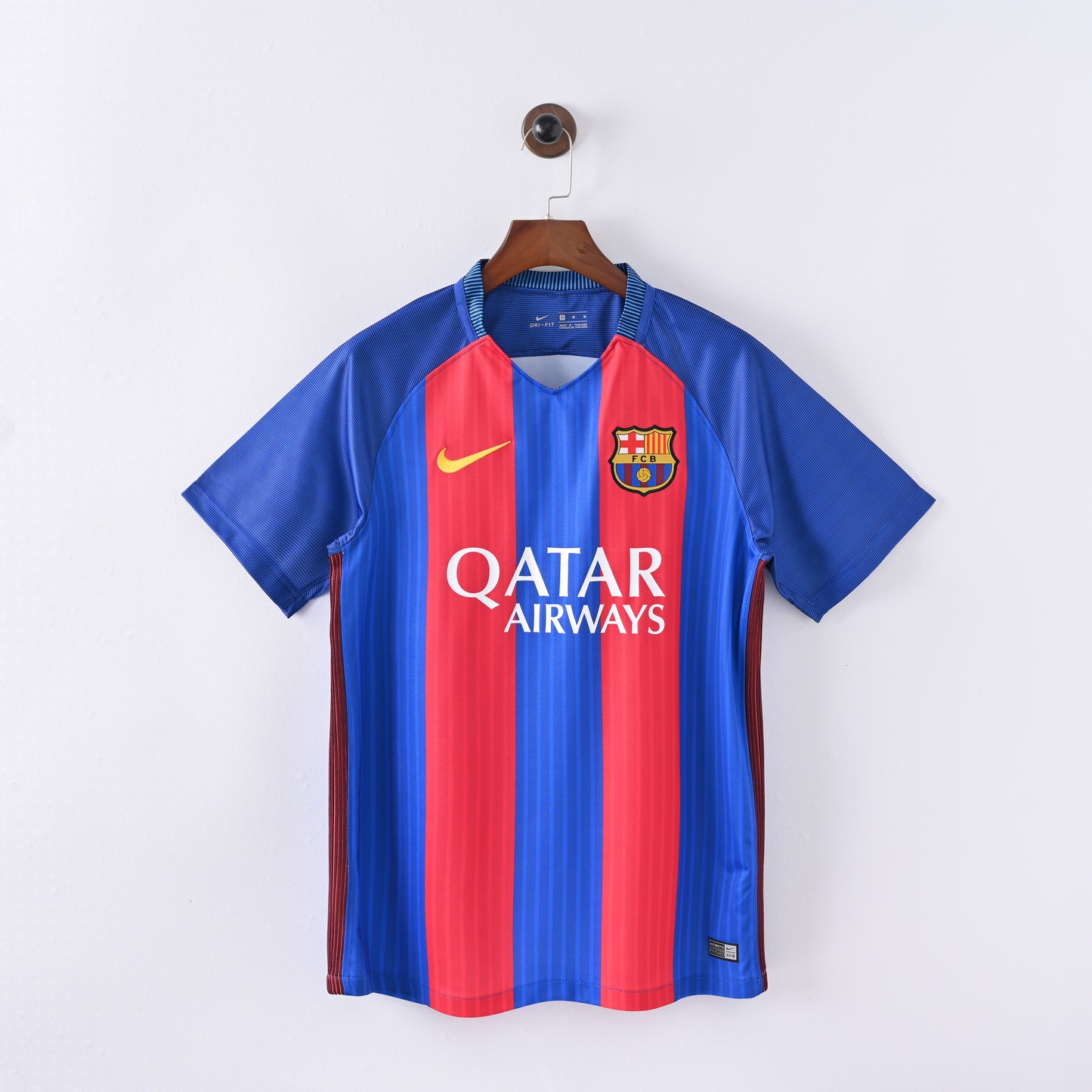 2016-17 FC Barcelona Home Shirt - Retro Classic Kits