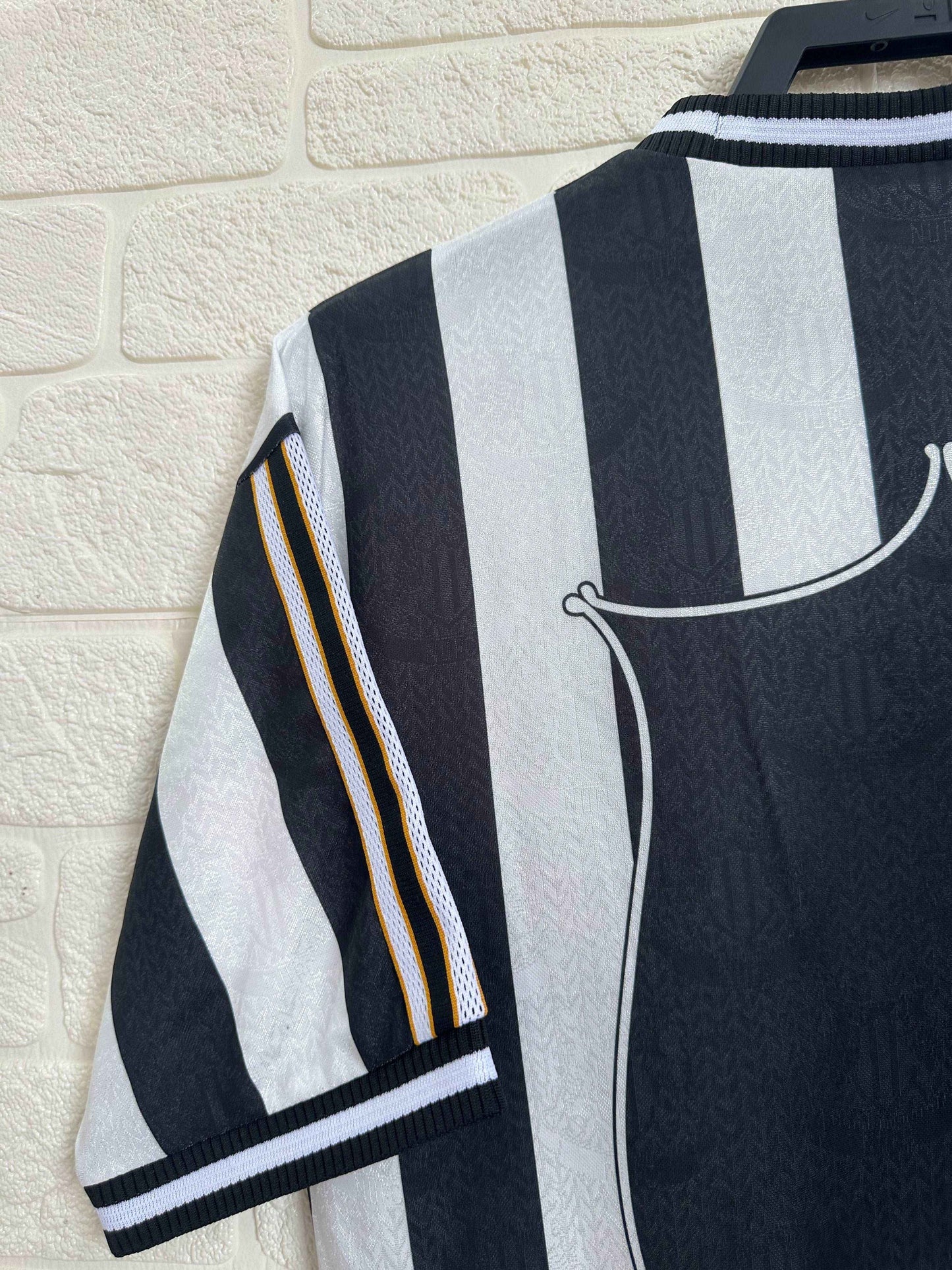 1997-99 Newcastle United Home Shirt - Retro Classic Kits