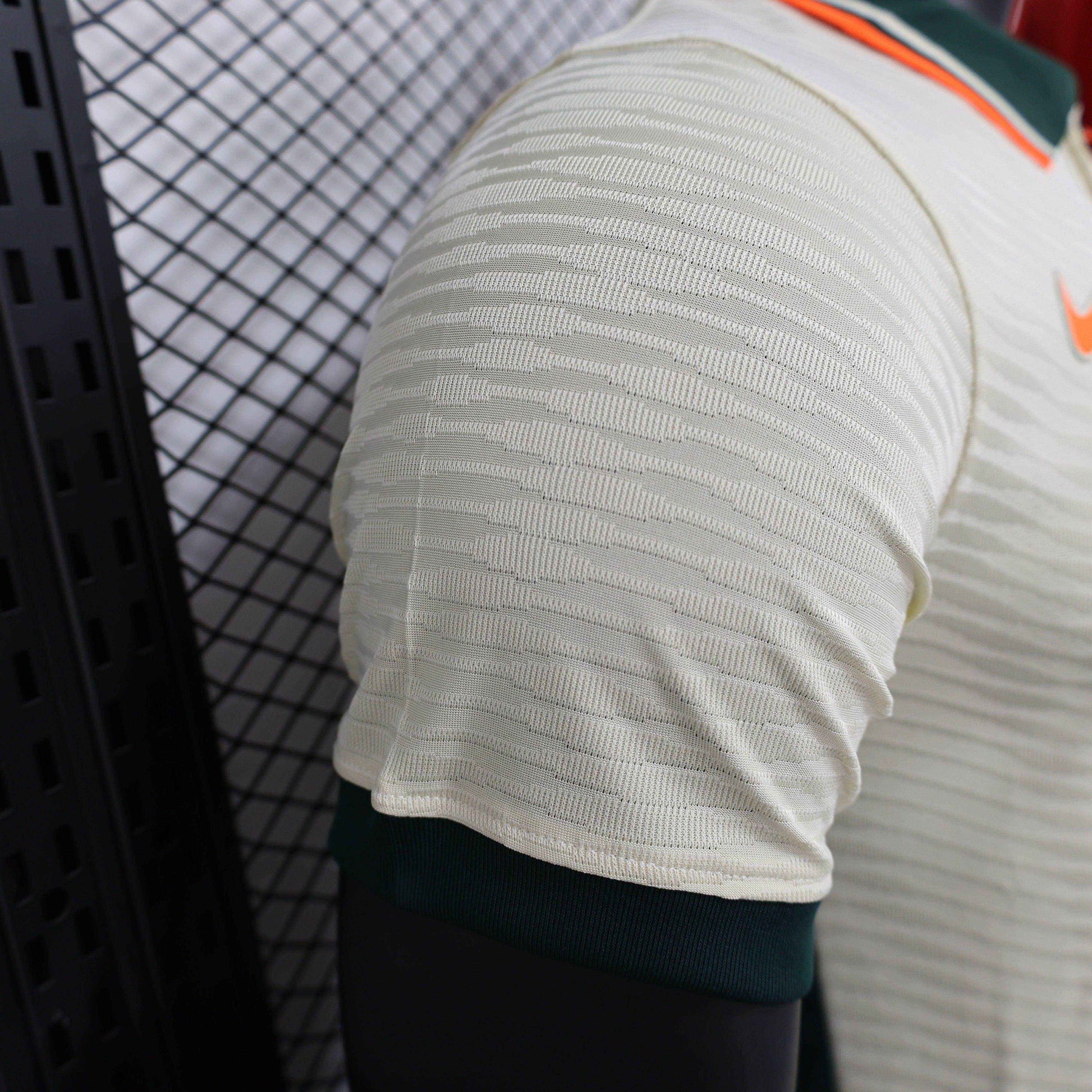 2021-22 Liverpool Away Shirt - Retro Classic Kits