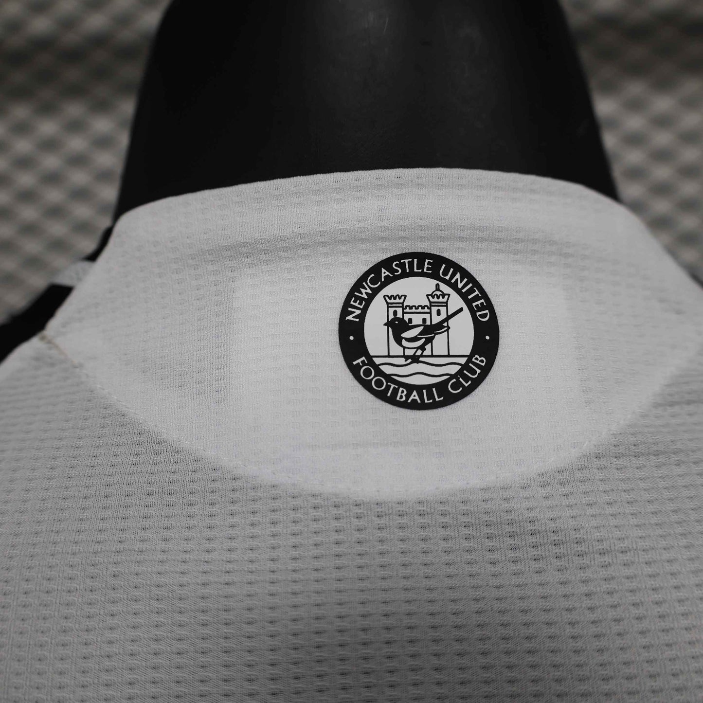 2024-25 Newcastle United Home Shirt [Player Version] - Retro Classic Kits